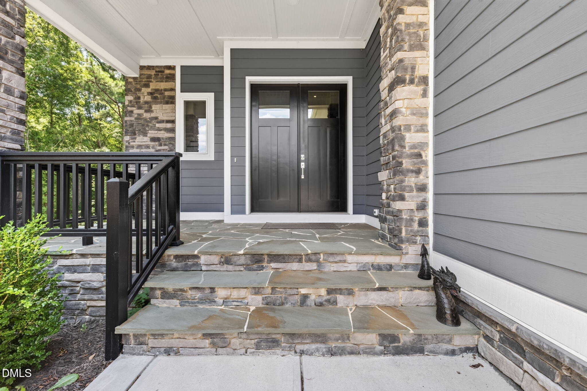 58 Arrezzo Drive