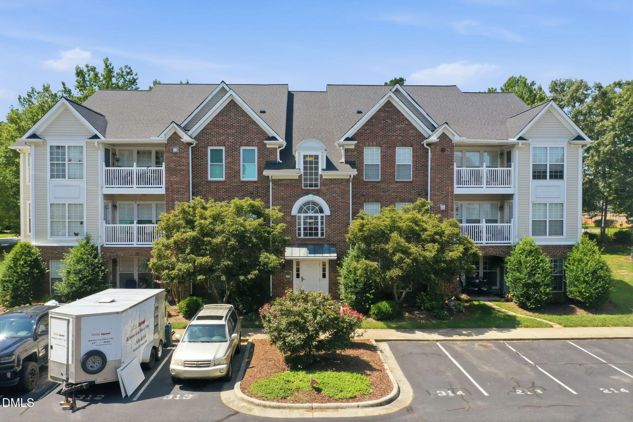 2221 Delaney Drive Unit # 112