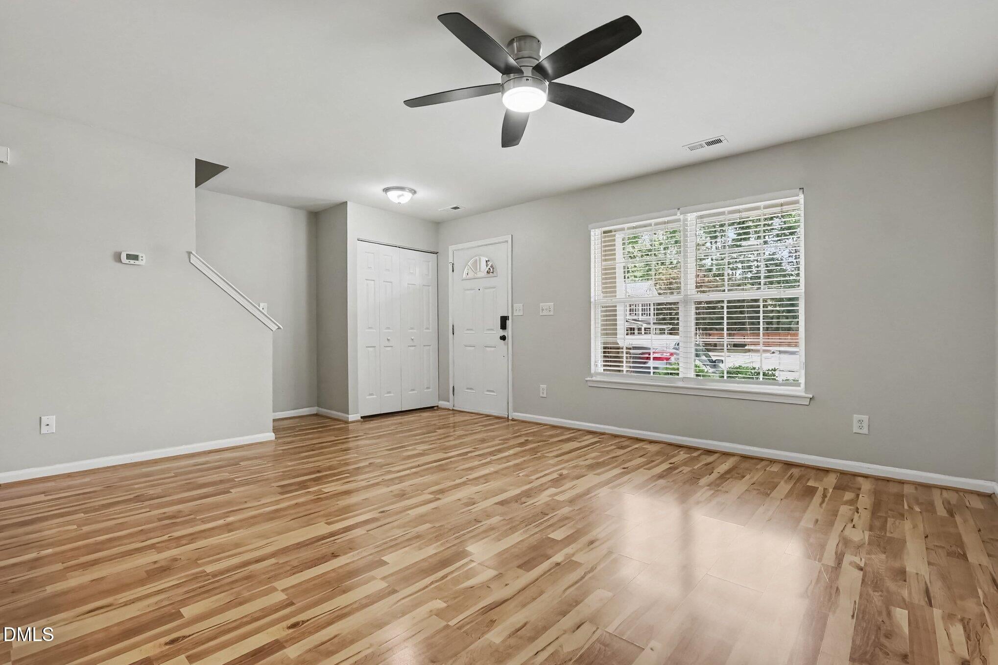 8879 Thornton Town Place