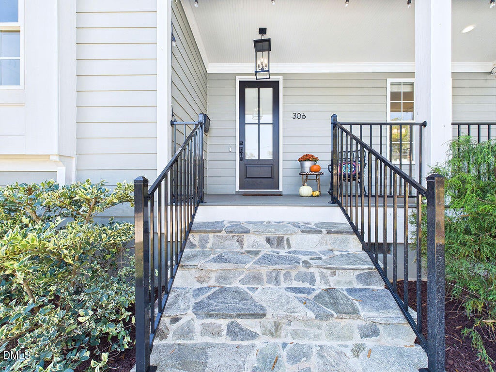 306 E Geer Street