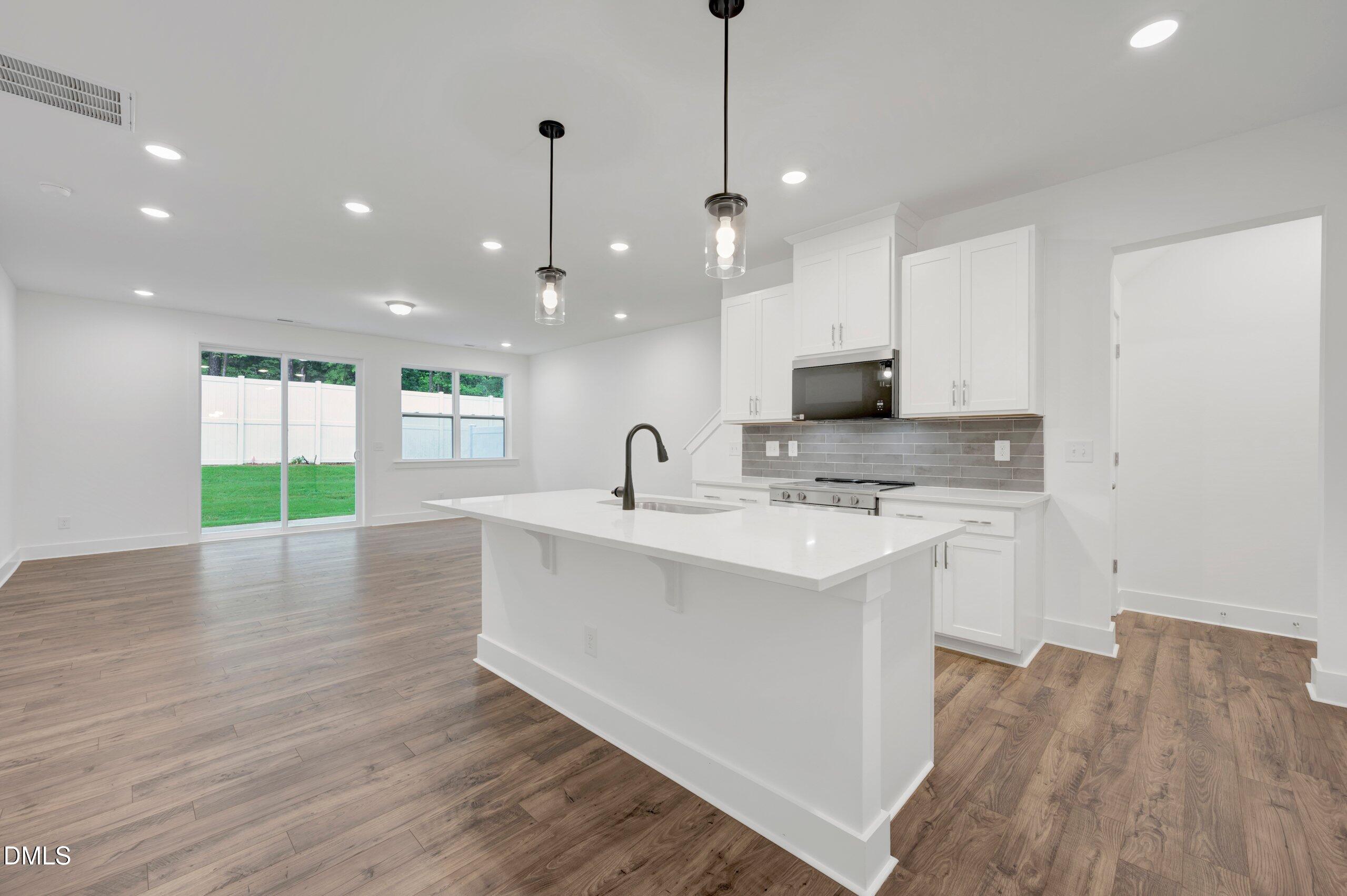 2915 Spring Manor Way