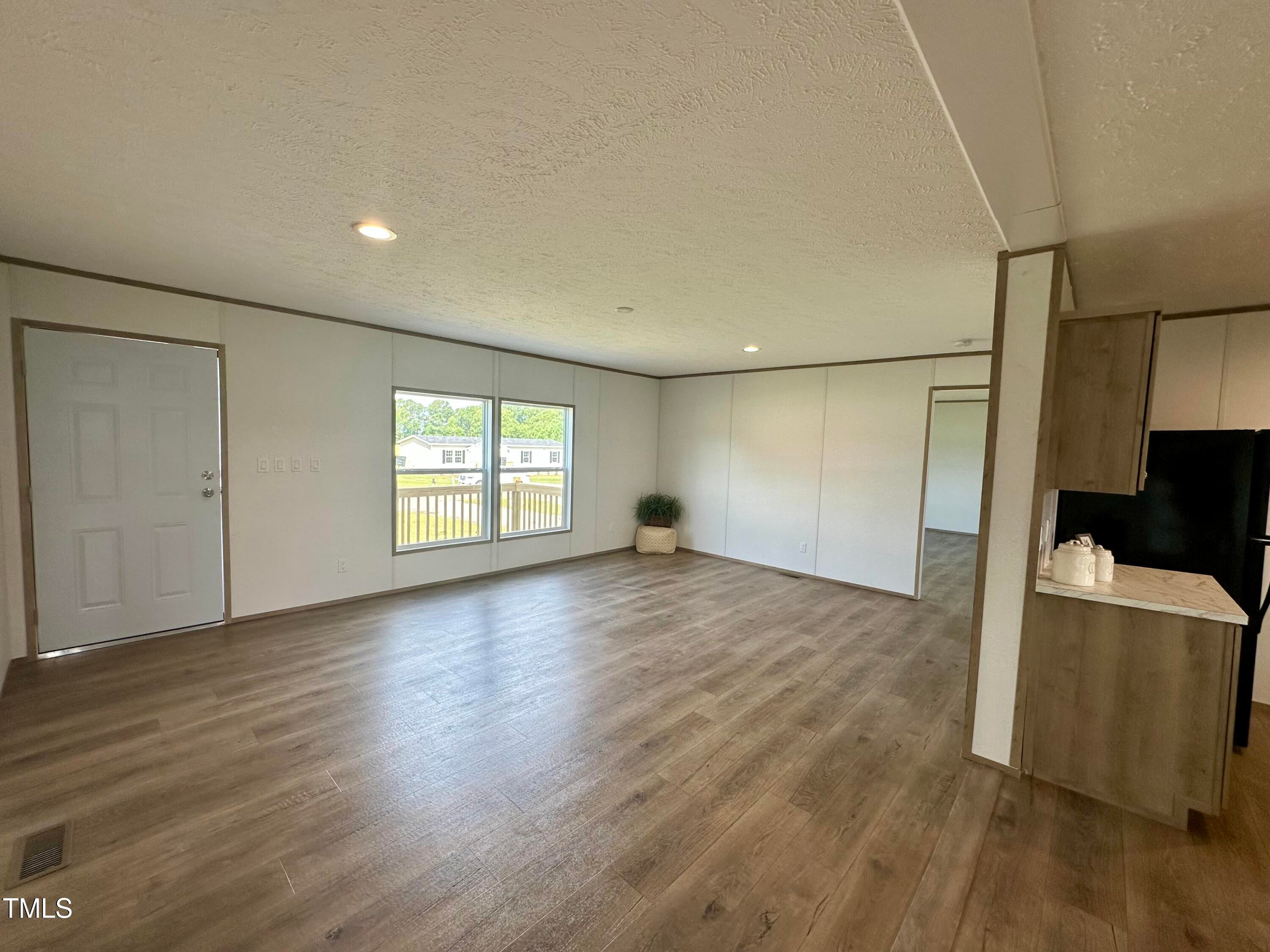103 Cottonwood Court