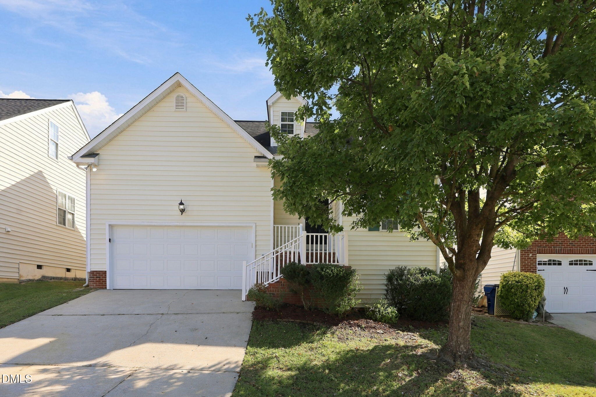 5320 Sahalee Way