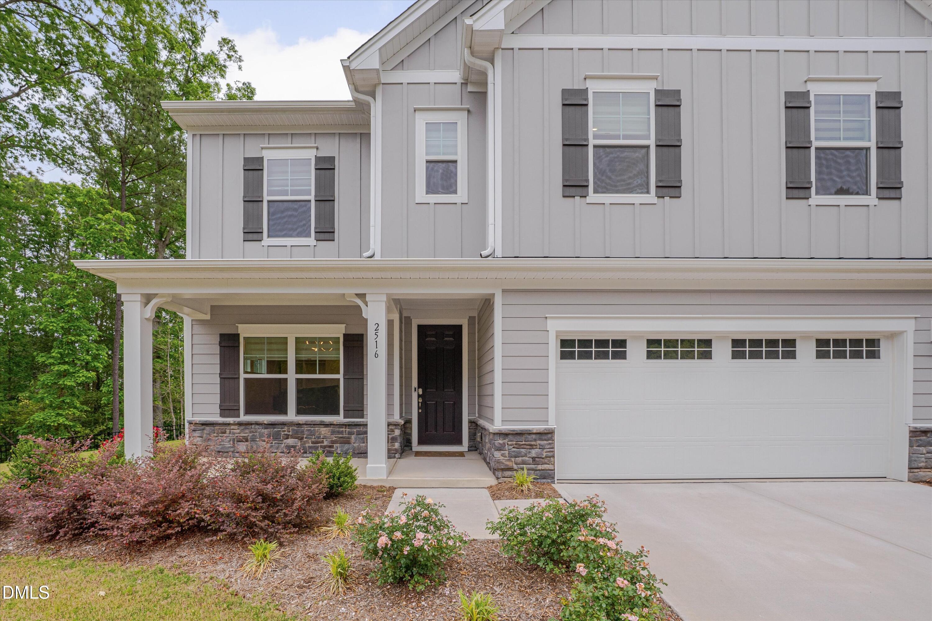 2516 Pikes Peak Drive