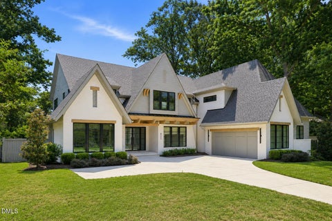 Photo of 822 Pebblebrook Drive, Raleigh, NC 27609 (MLS # 10190746)