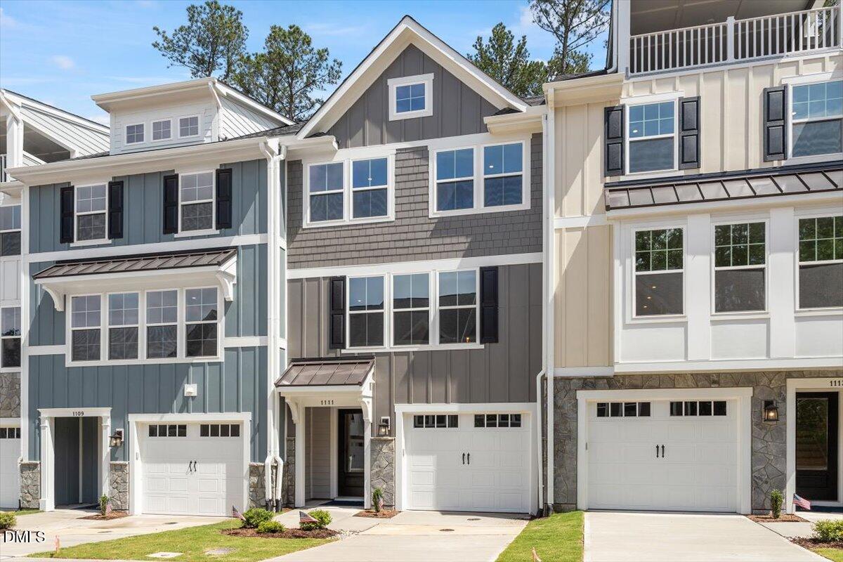 1111 Blackthorn Lane