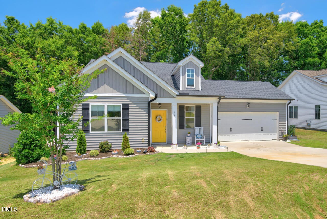 72 Mae Court