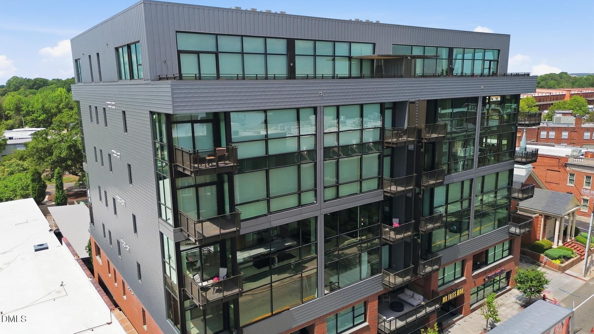 1105 W Main Street 403