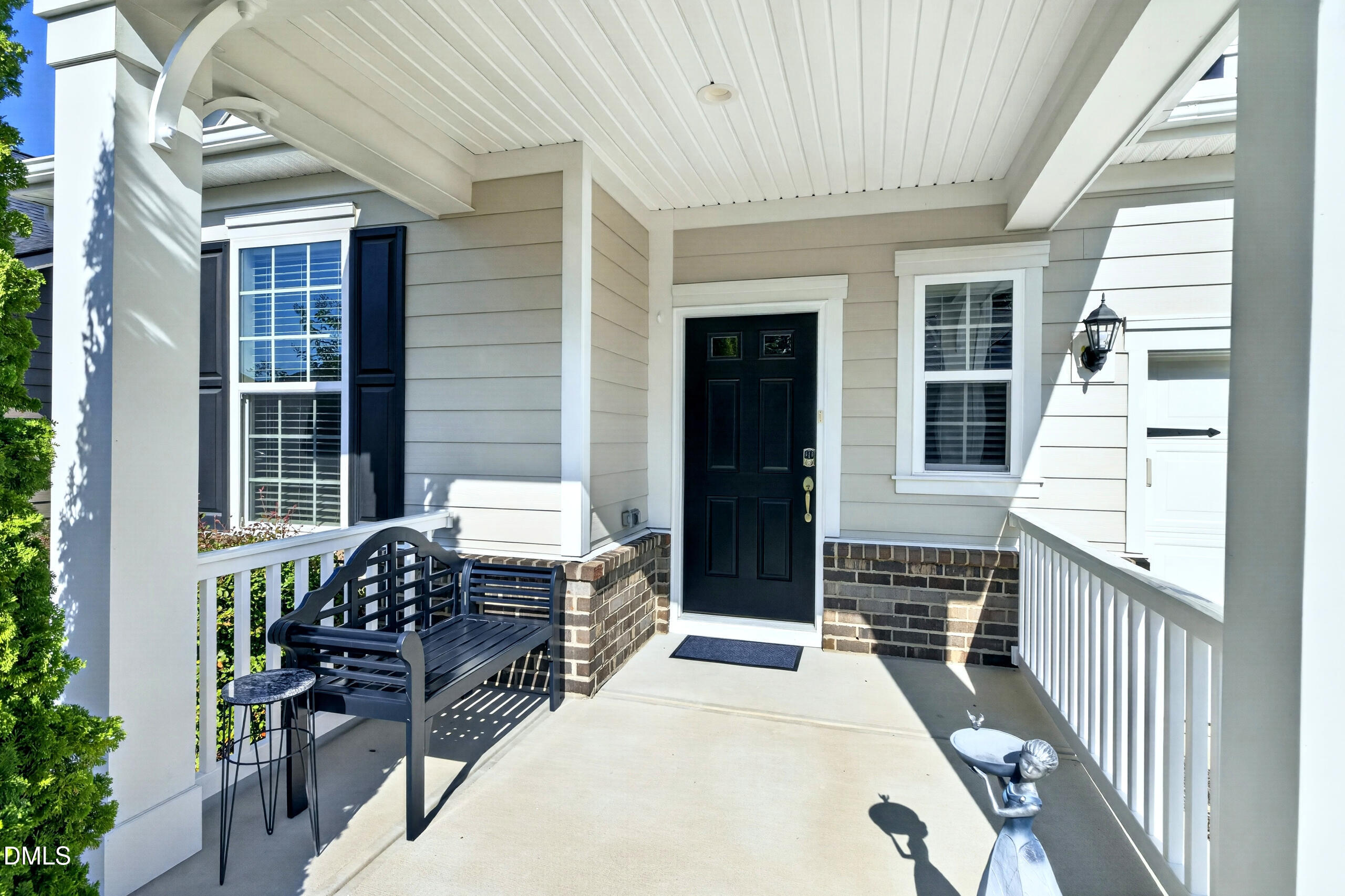 906 Narrative Lane
