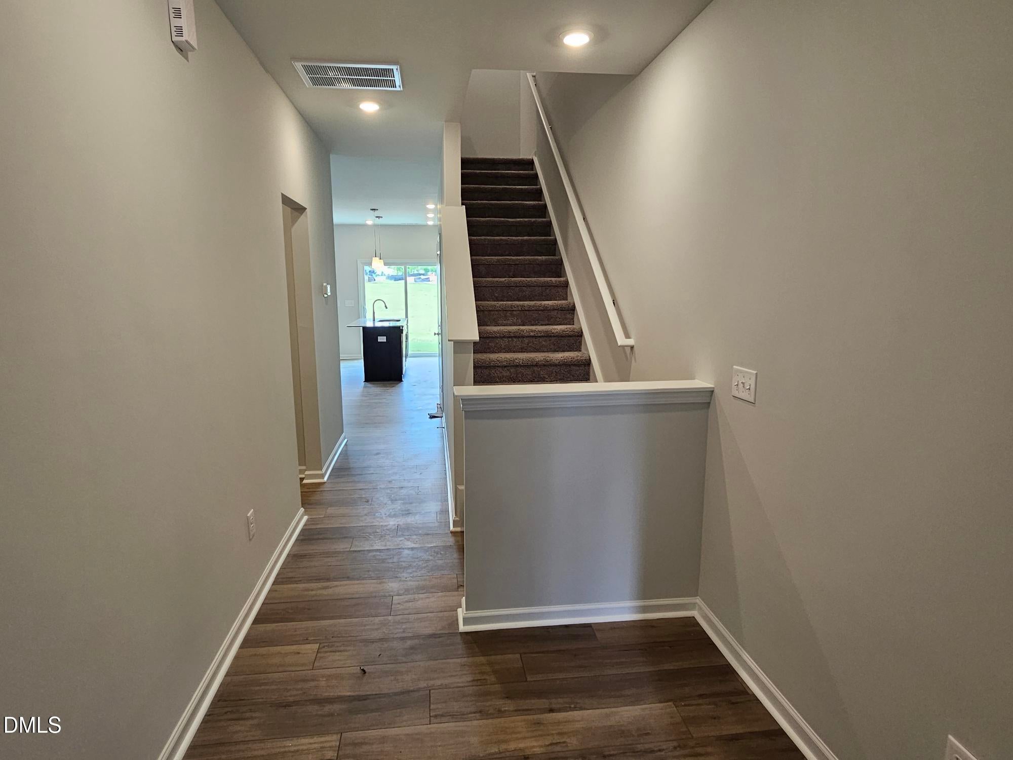 235 Elyse Overlook Lp 40
