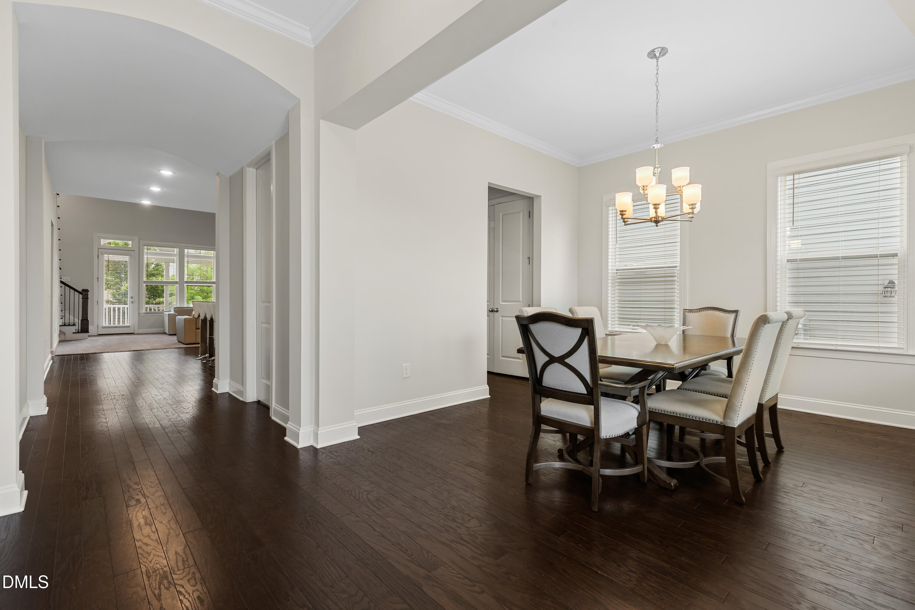 912 Village View Lane