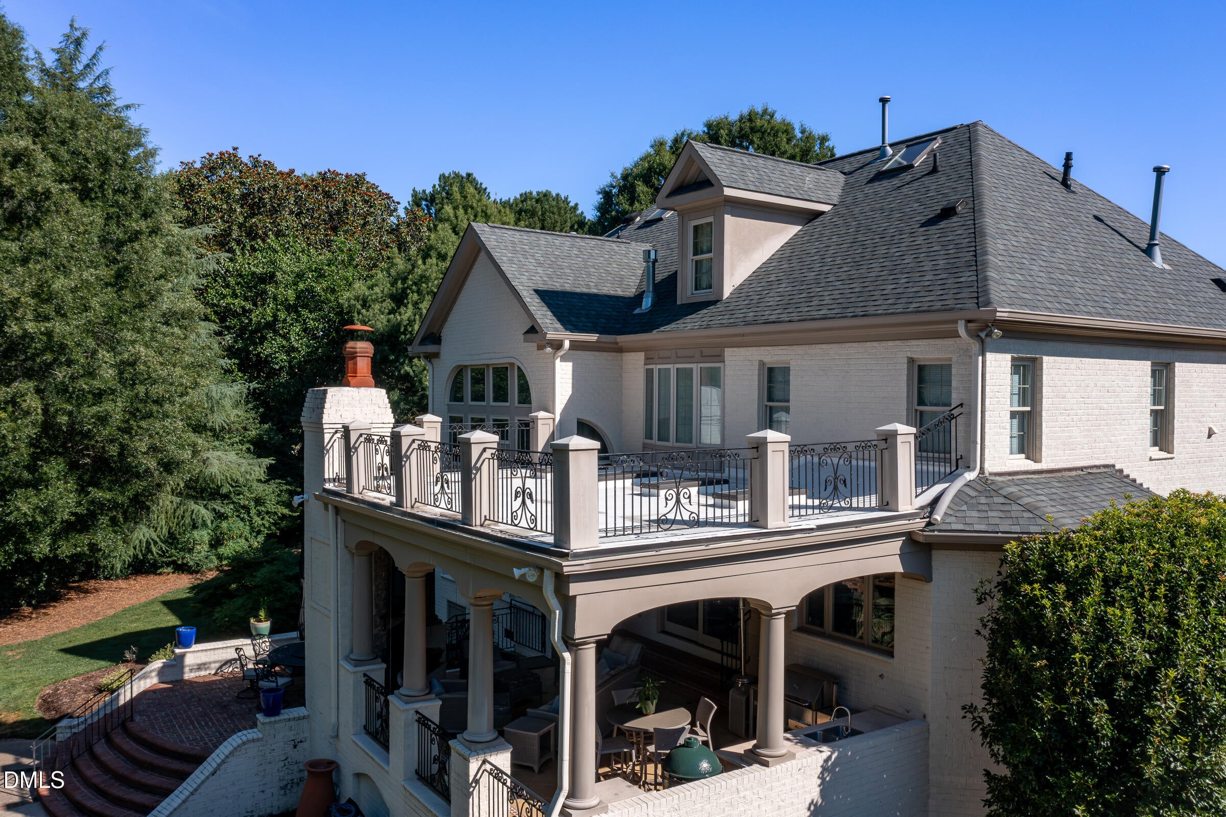 2216 Mountain High Road