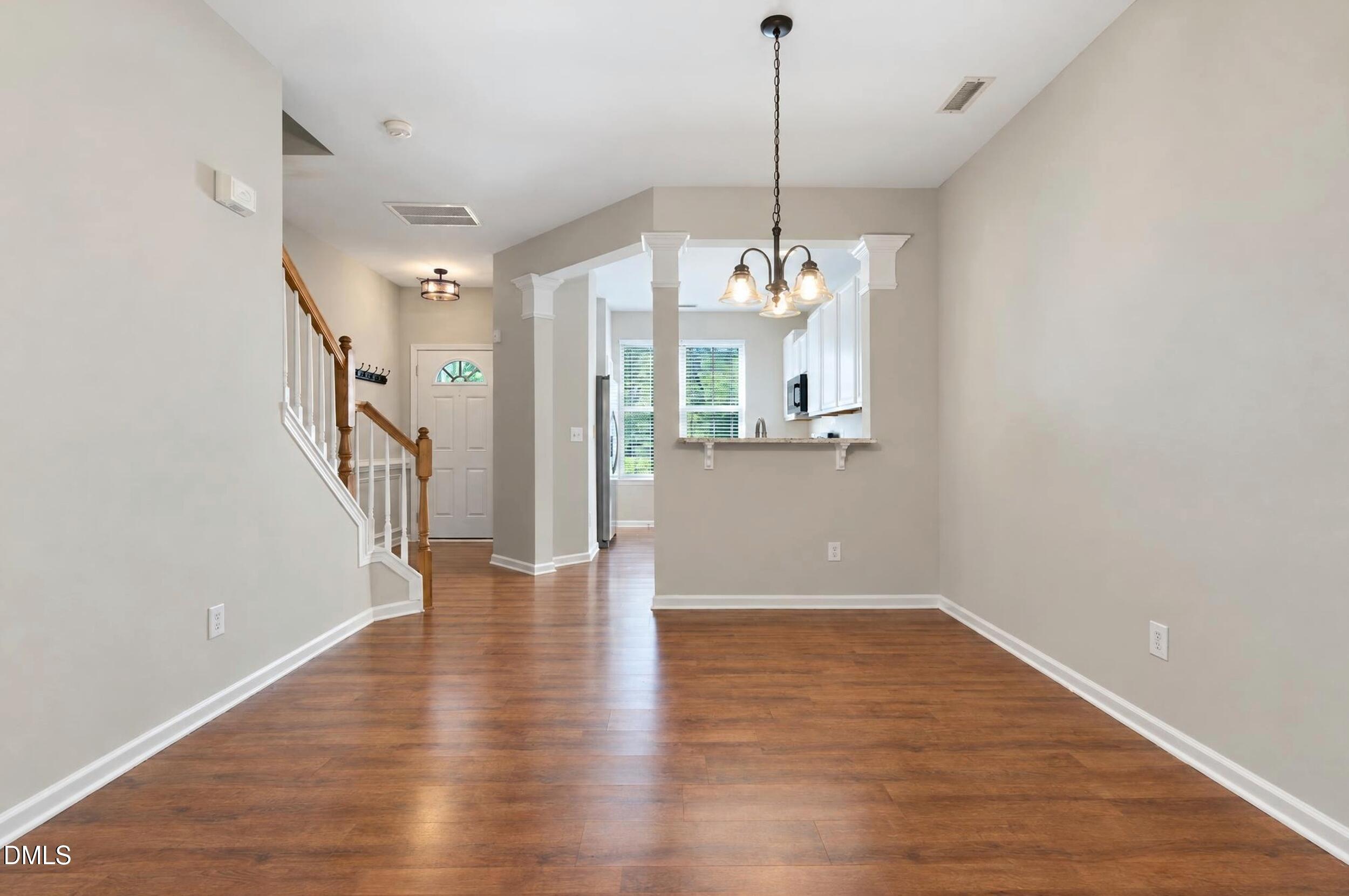 8422 Central Drive