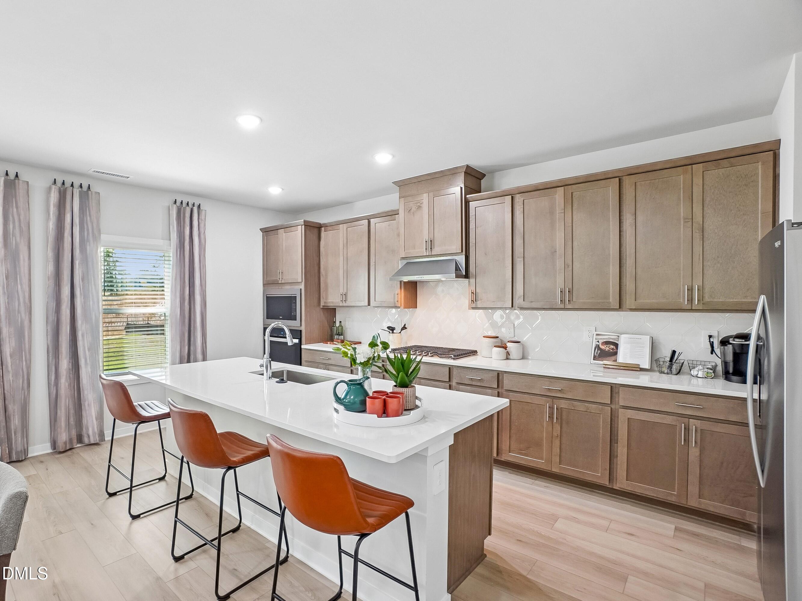 2413 Rosewood Bluff Drive