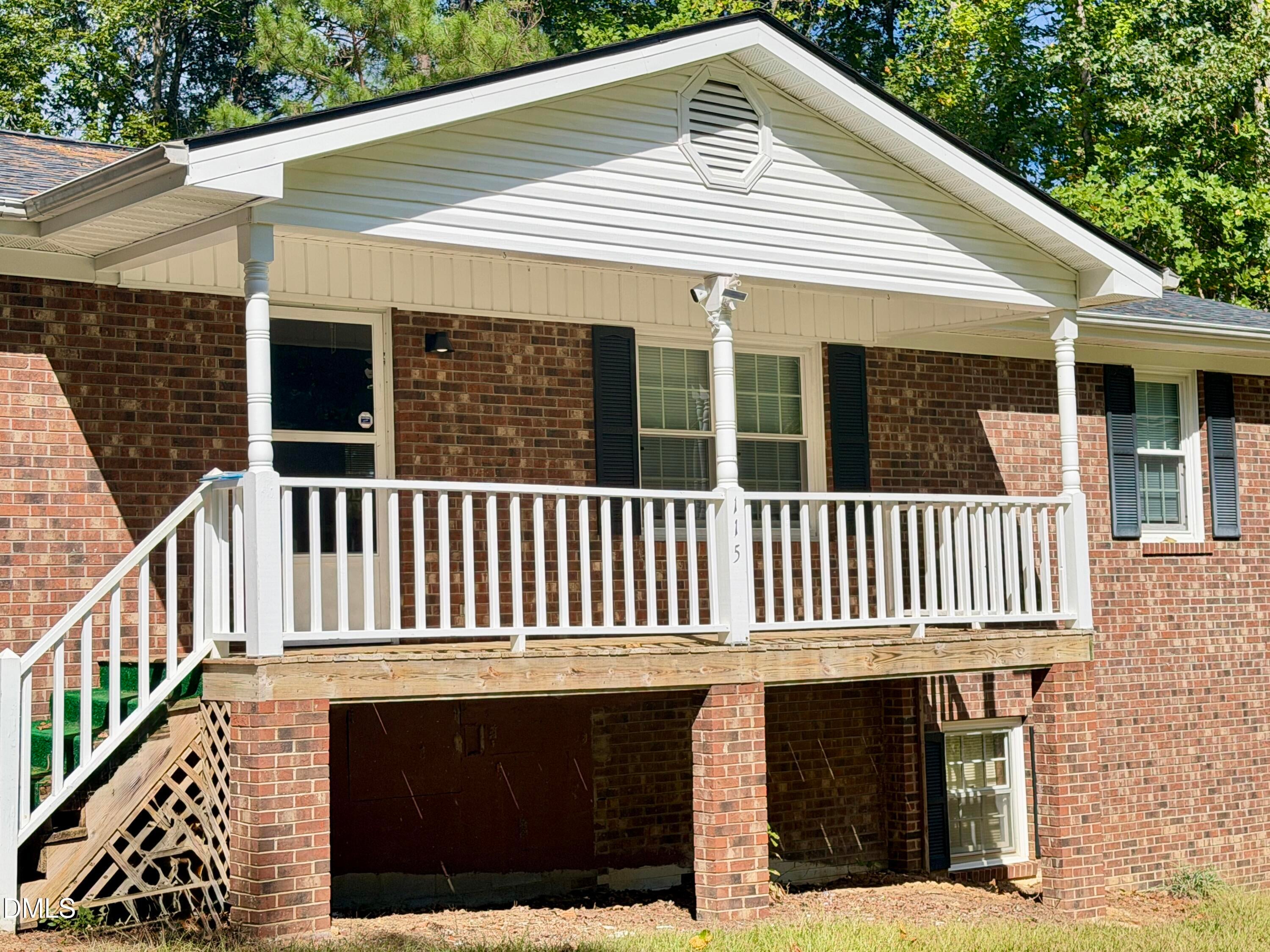 115 Violet Lane