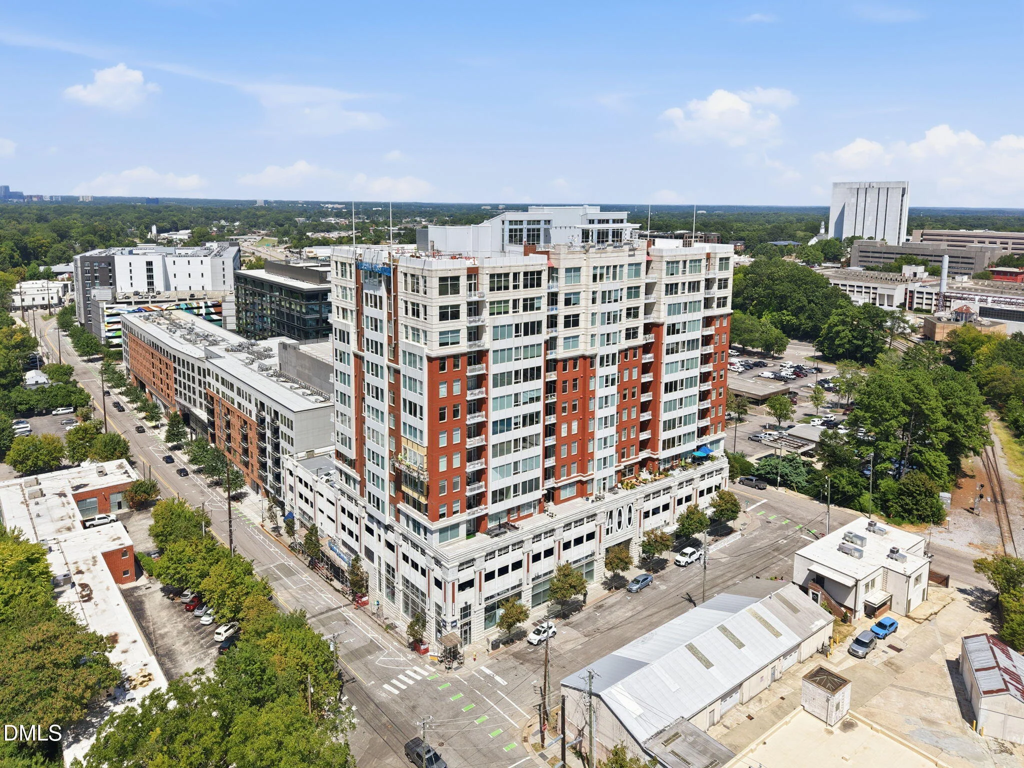 400 W North Street Unit 826
