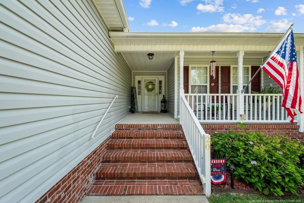 20 Rolling Stone Court