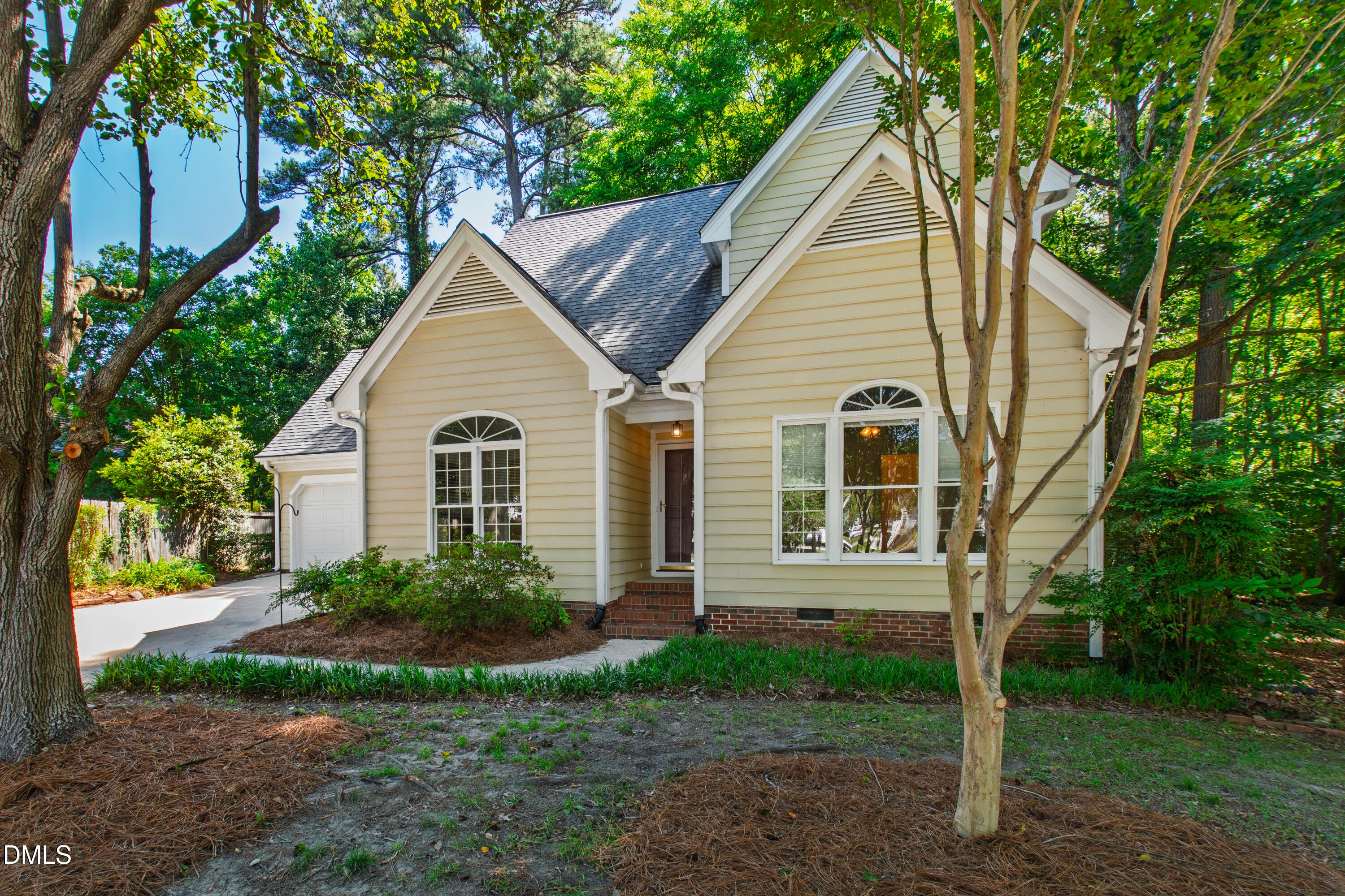 4305 Dinwiddie Court