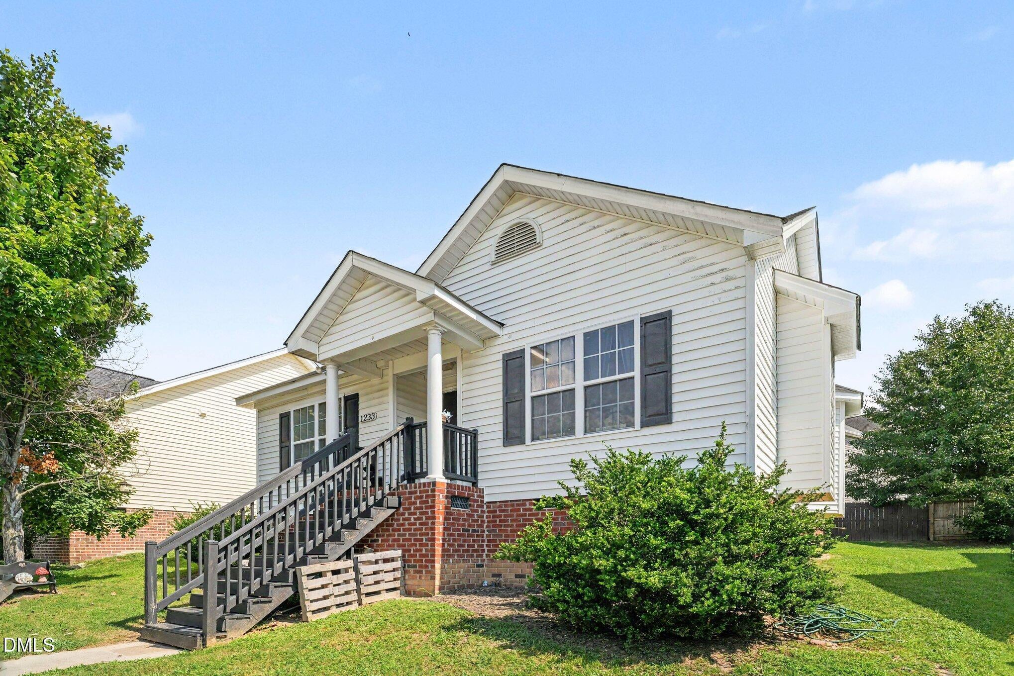 1233 Sweetgrass Street