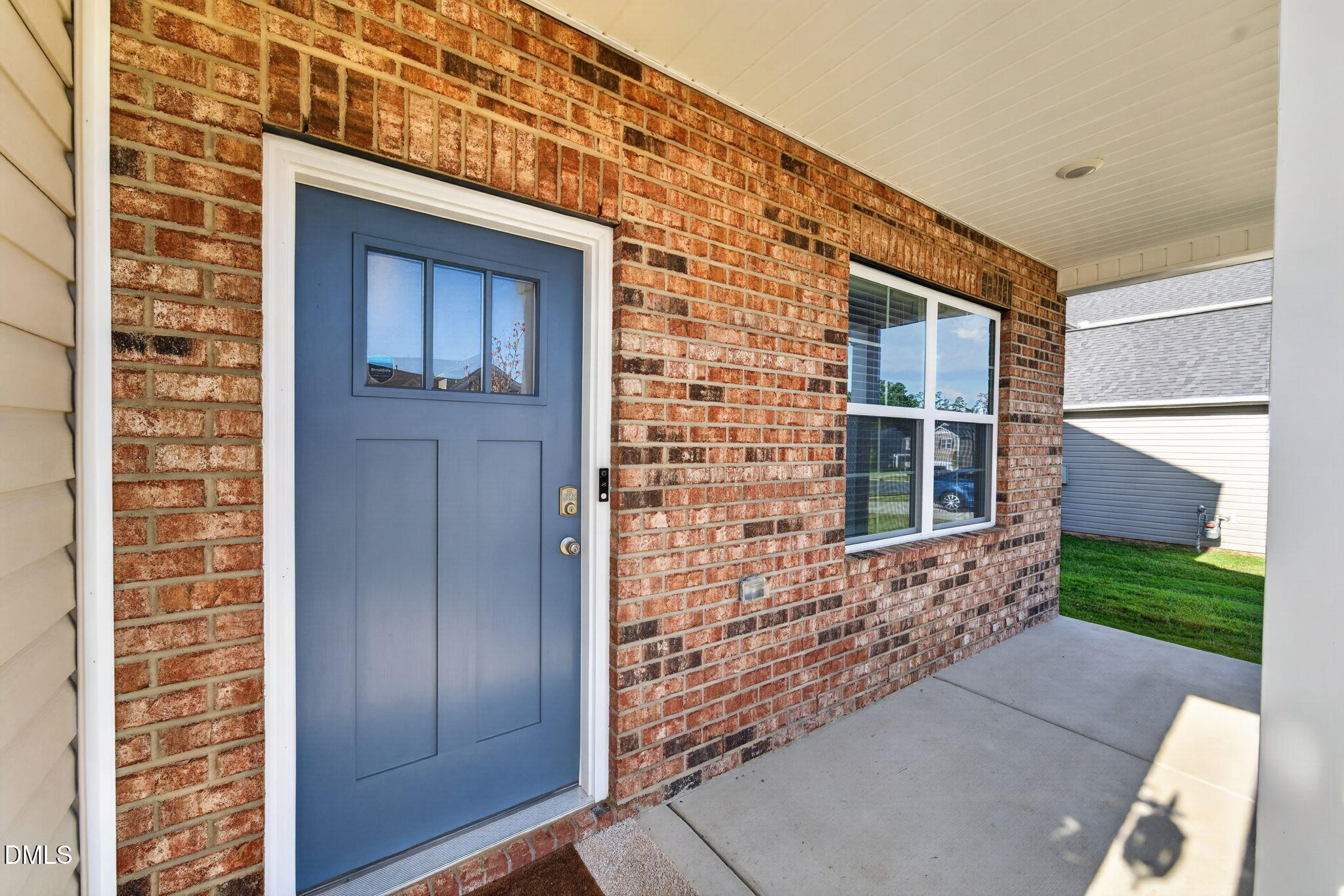 1033 Broadlands Way