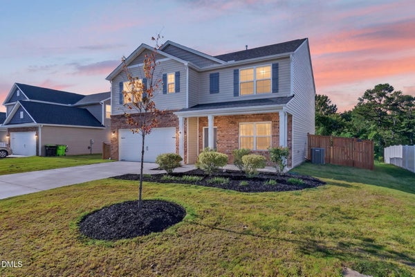 1033 BROADLANDS WAY, GRAHAM, NC 27253 - Image b05fb30fe918e62d60d4638535cecb64/2937817319