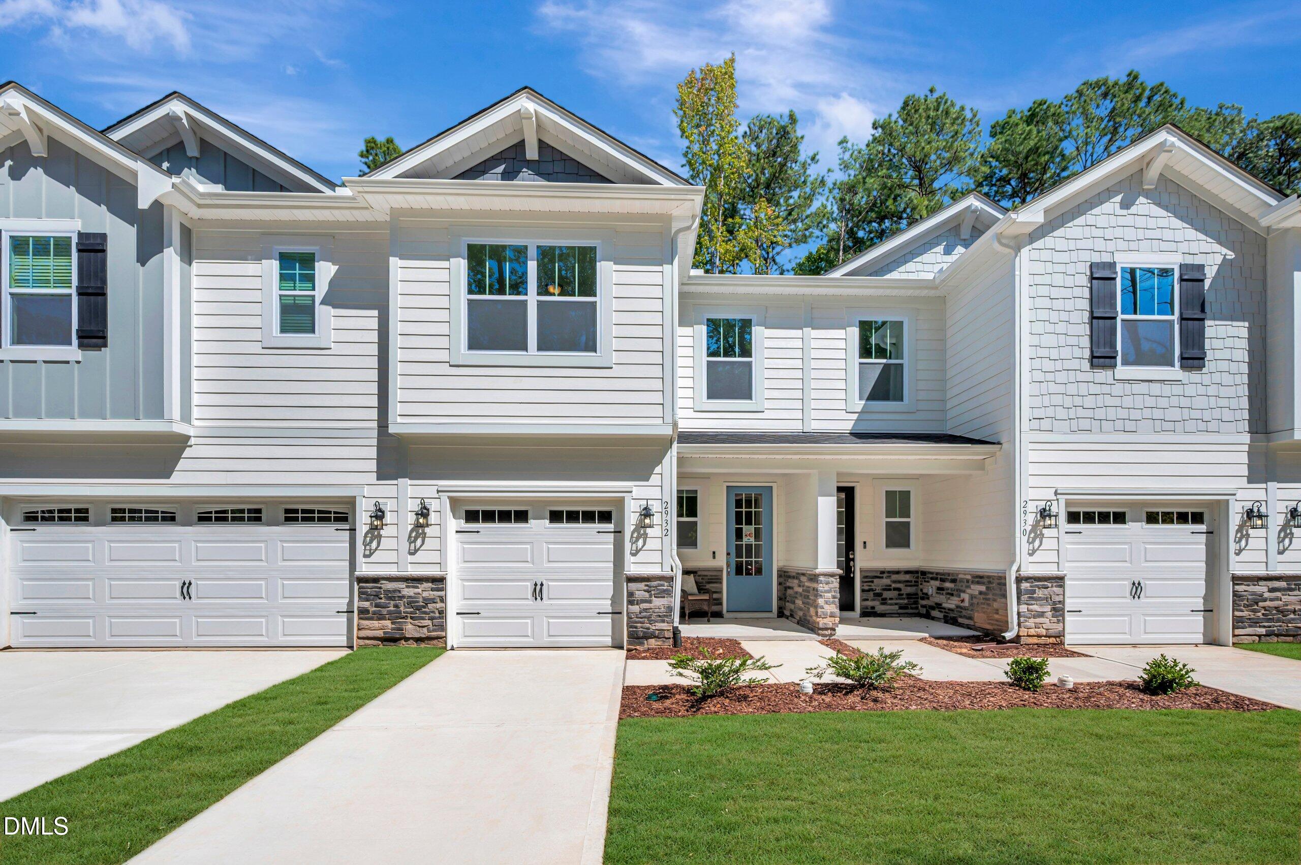 2932 Spring Manor Way