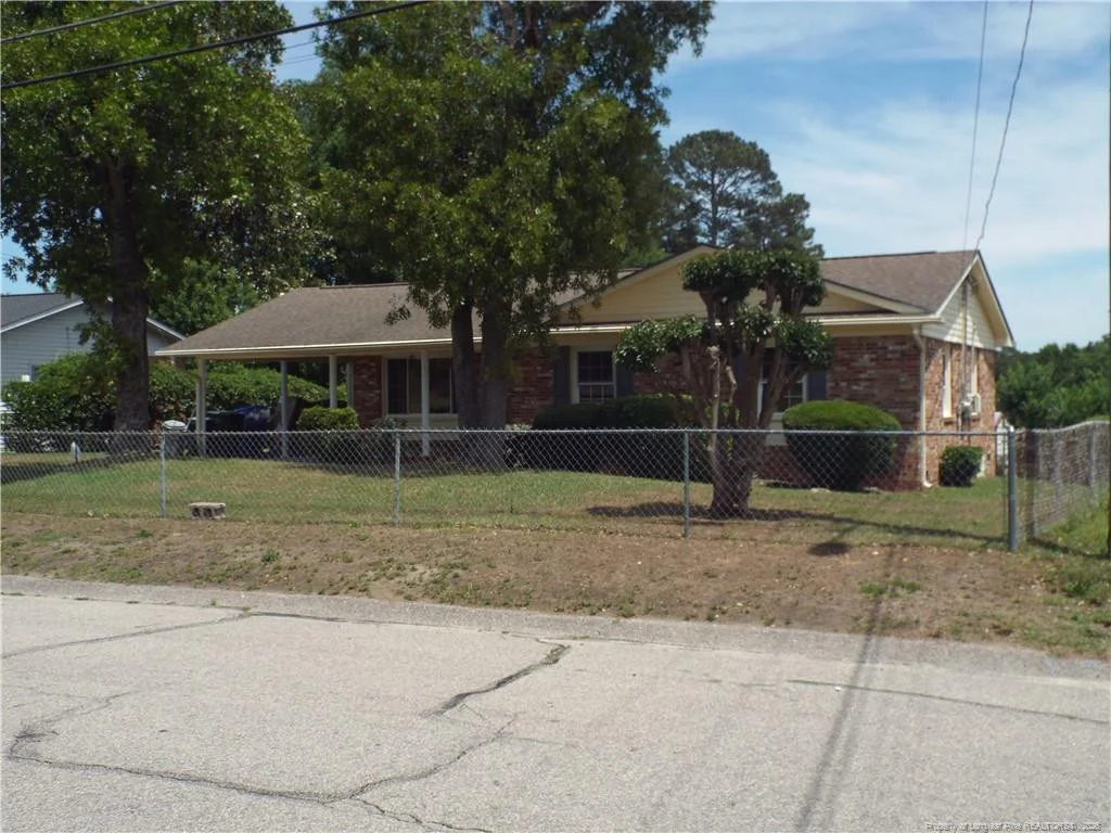 1909 Ashton Road