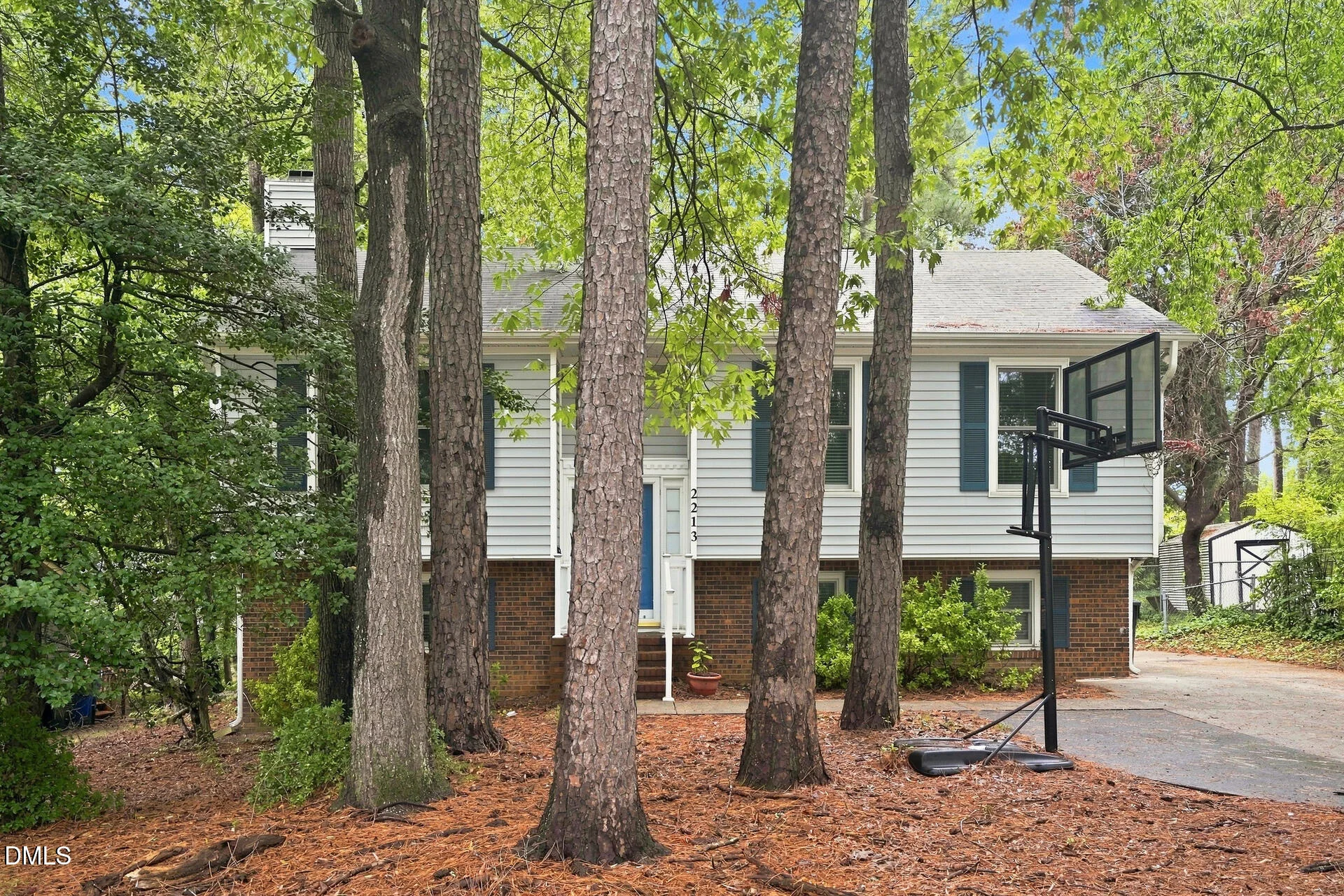 2213 Carthage Circle