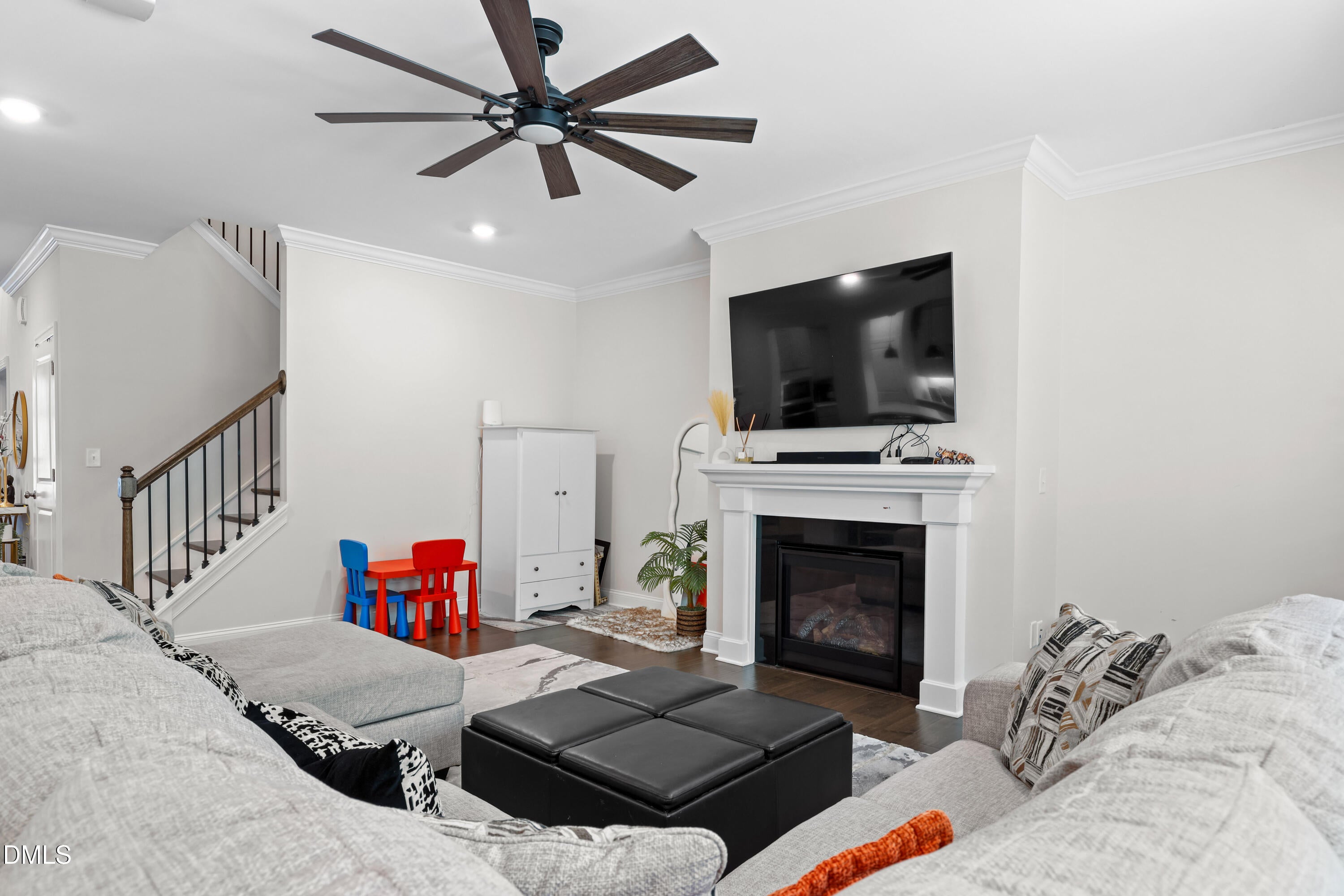 2400 Heathland Farm Drive