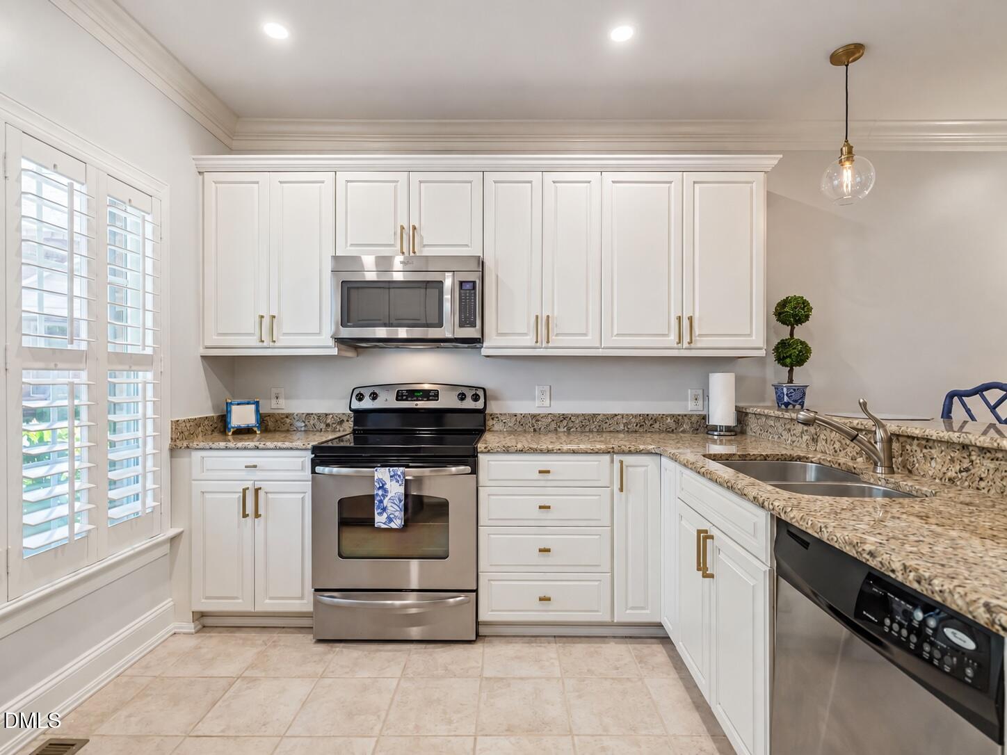 1406 Governors Court