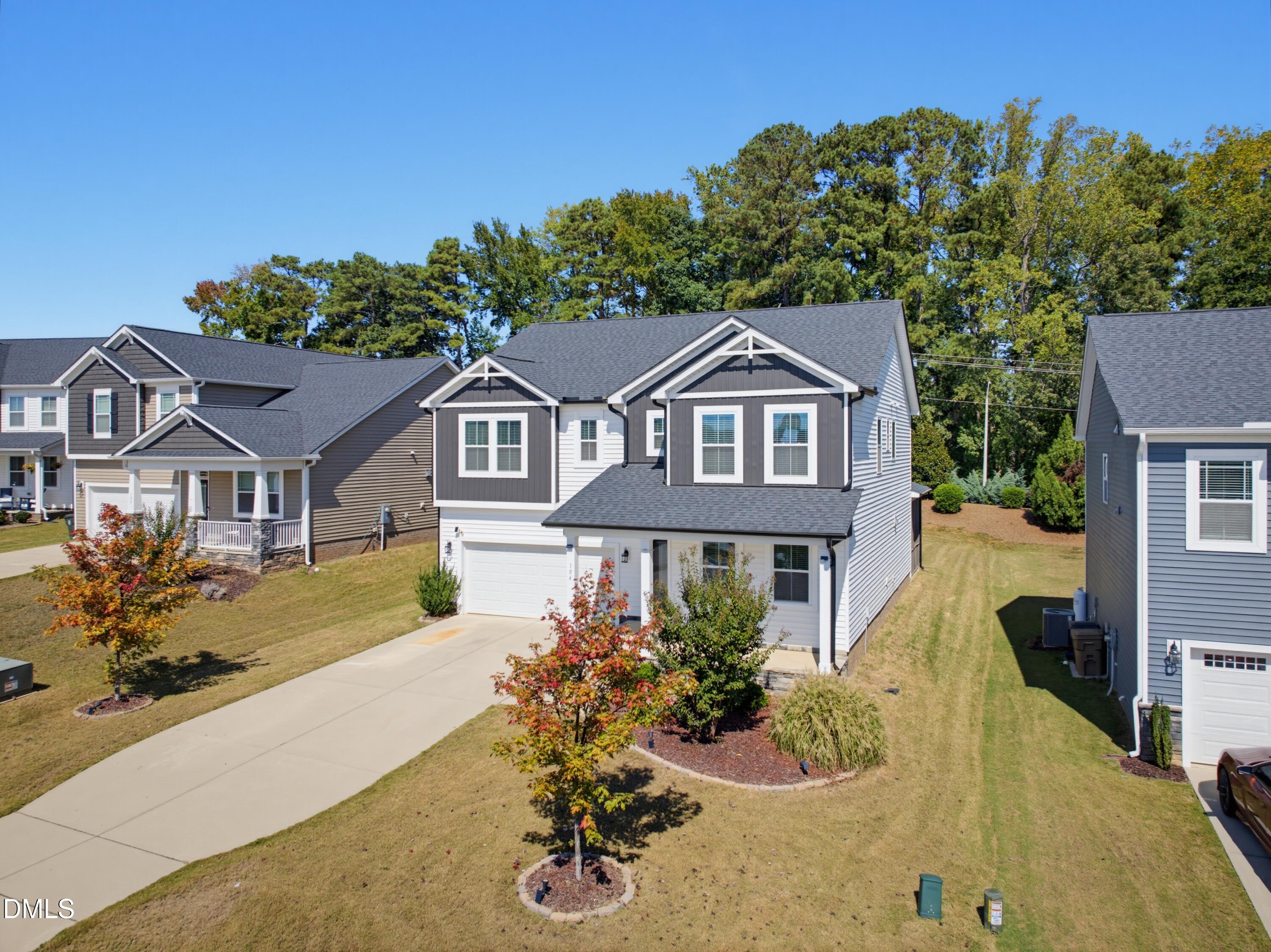104 Hoyne Way