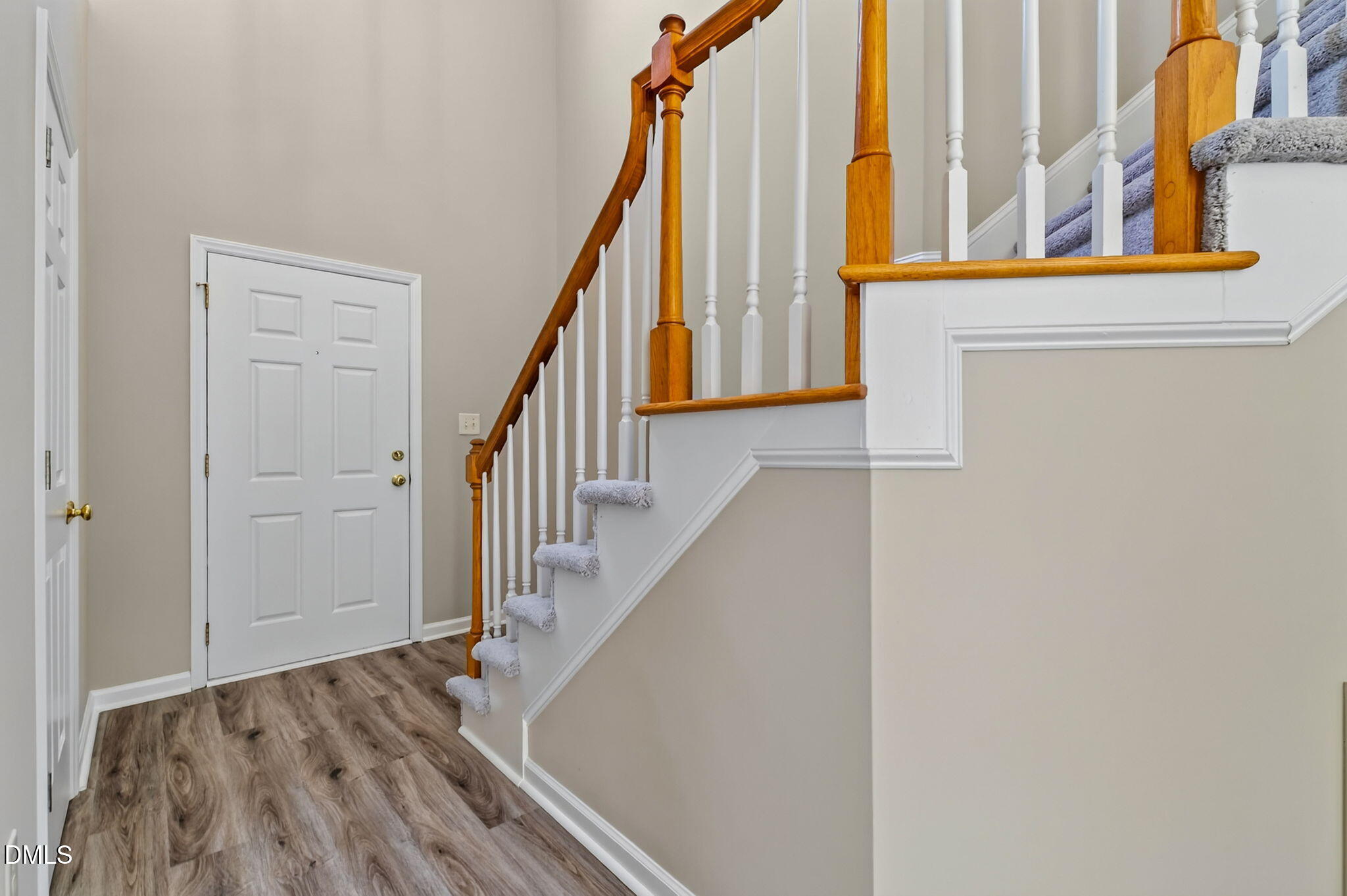 2525 Trailwood Hills Drive