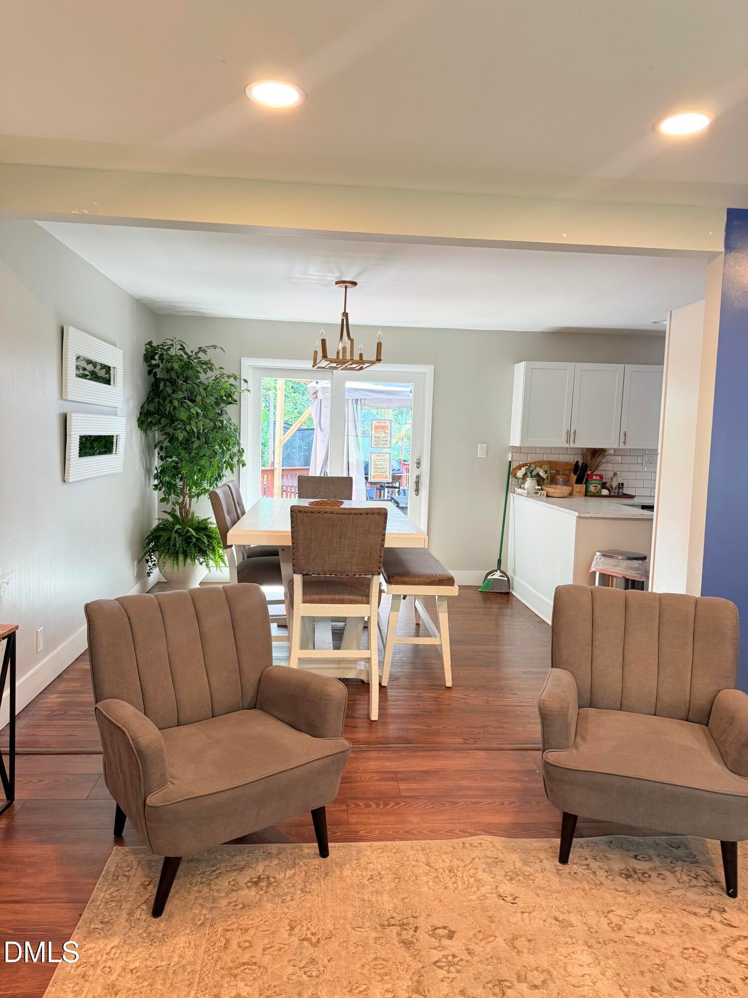 3700 Arrowwood Drive