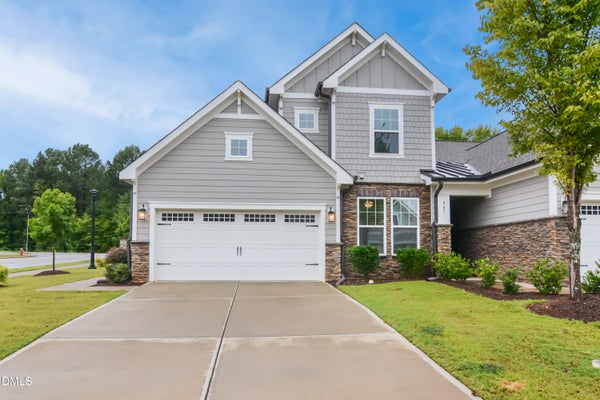 801 CHURTON PL, CARY, NC 27518 - Image b3008a8aff61968cafa0c3f2cff37295/3237940358