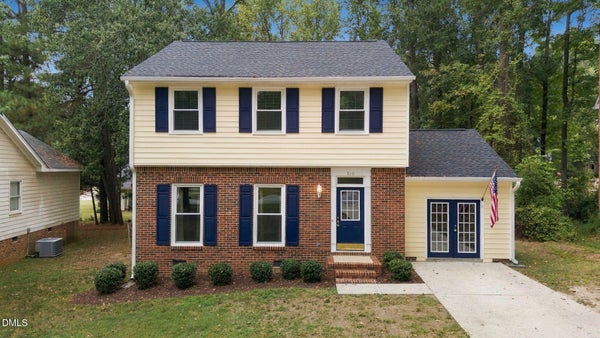 210 EAGLE TAVERN DR, GARNER, NC 27529 - Image b332493ce39a7a35fecb7ffe2c6e9fca/3858773855