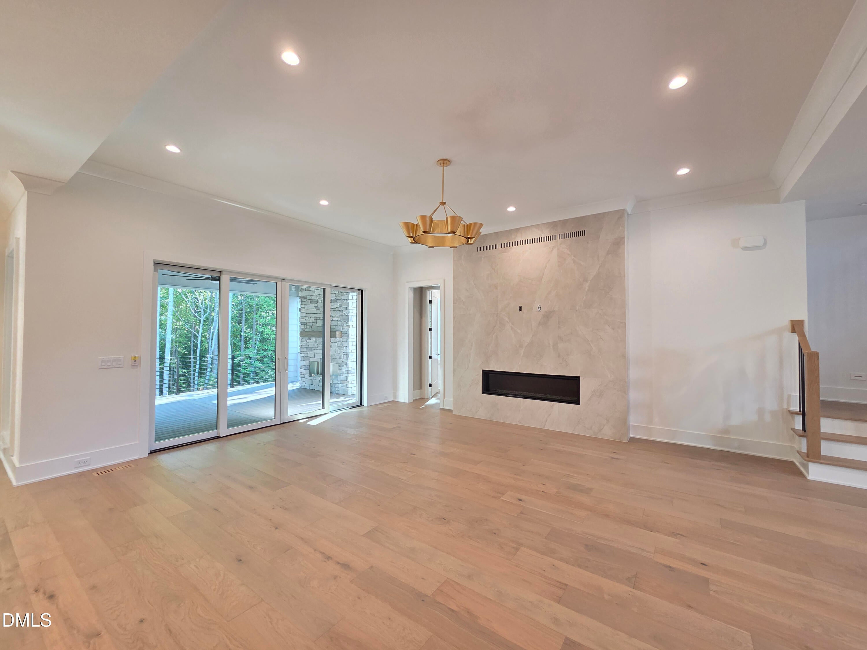 404 Shinleaf Pond Trail
