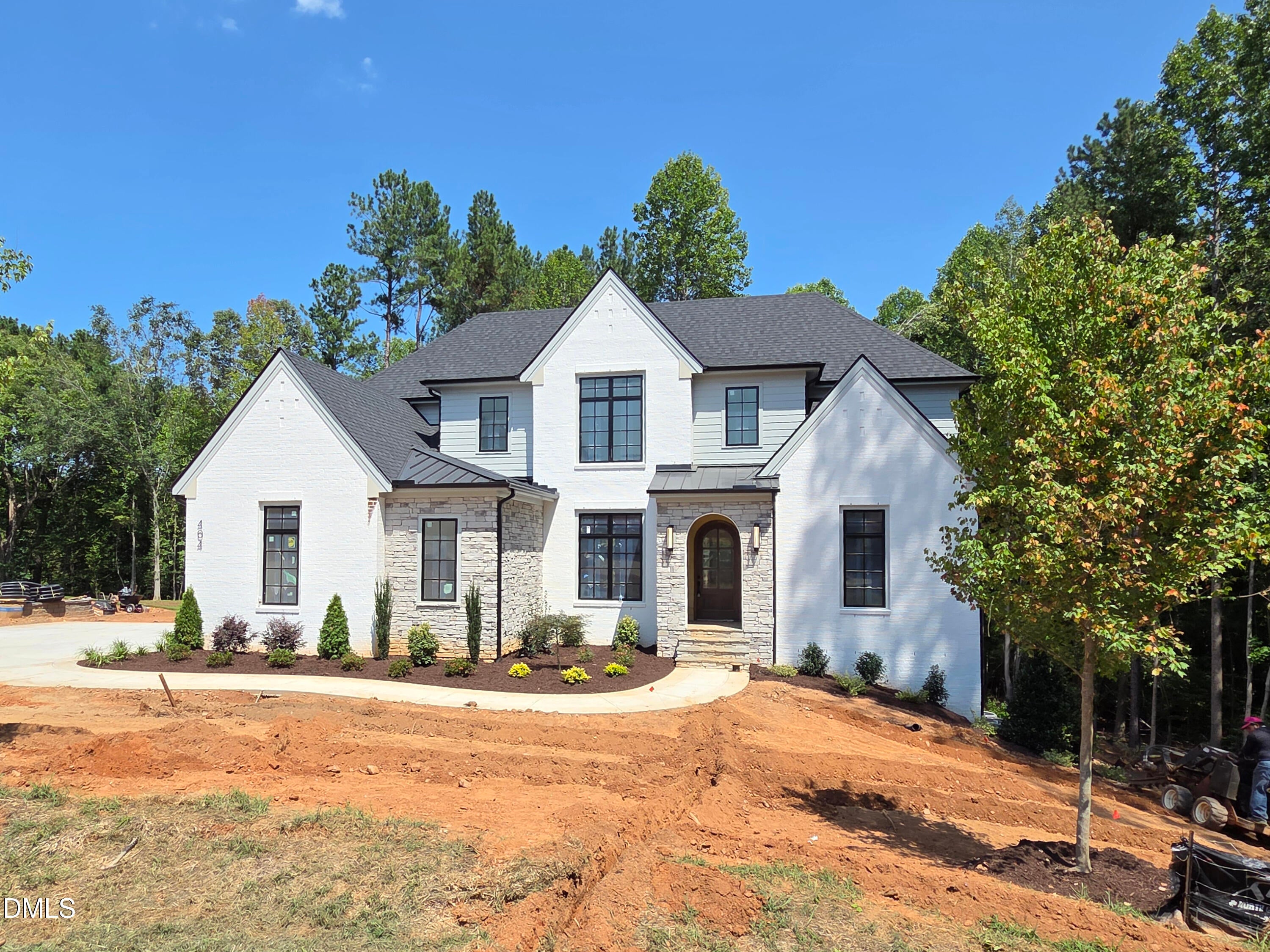 404 Shinleaf Pond Trail