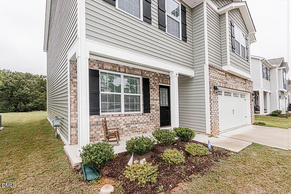 1226 Middlecrest Drive