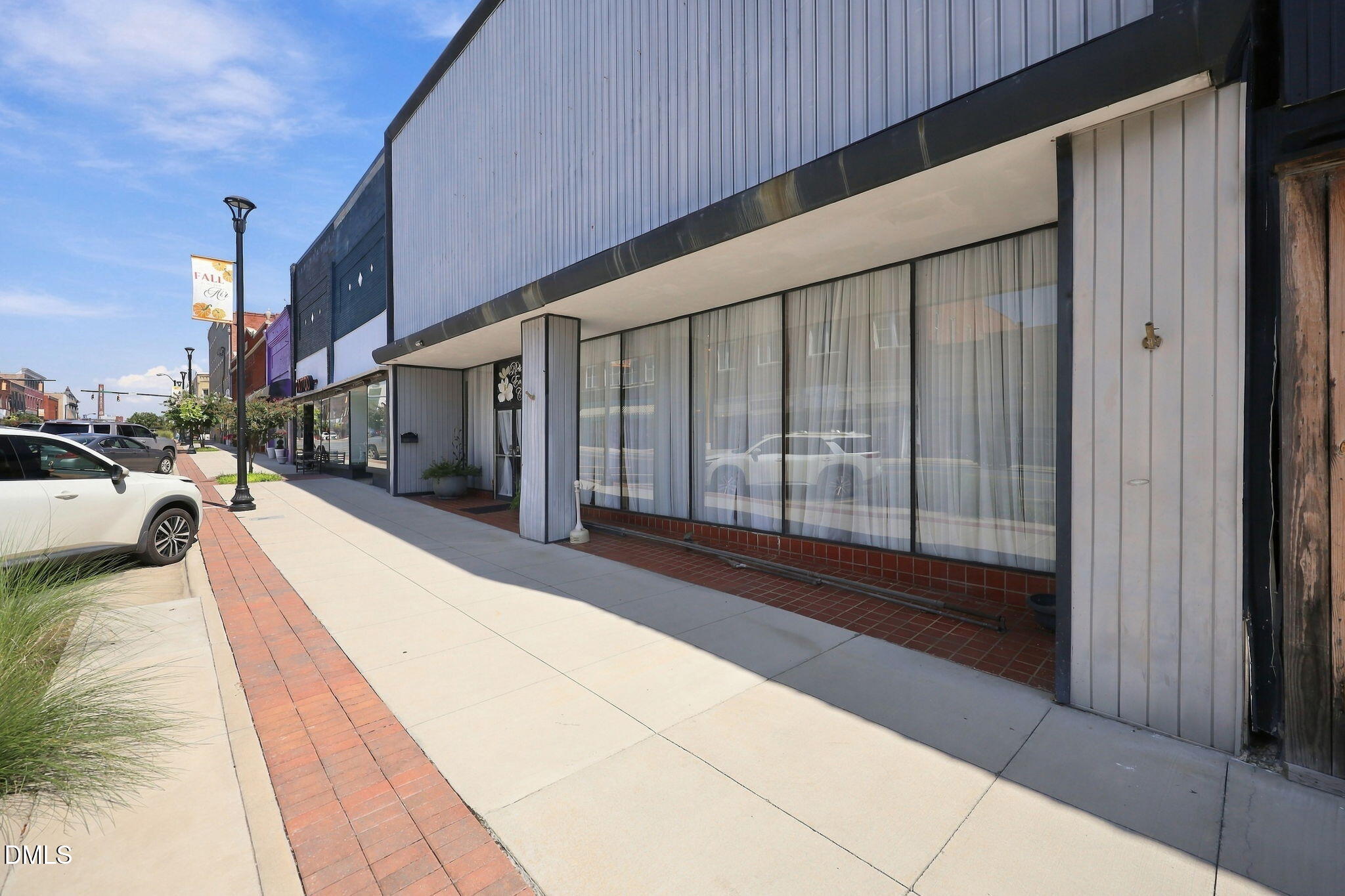 219 S Scales Street