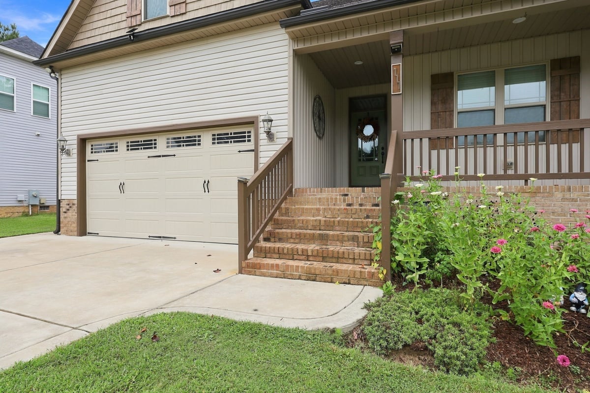 111 Shagbark Lane