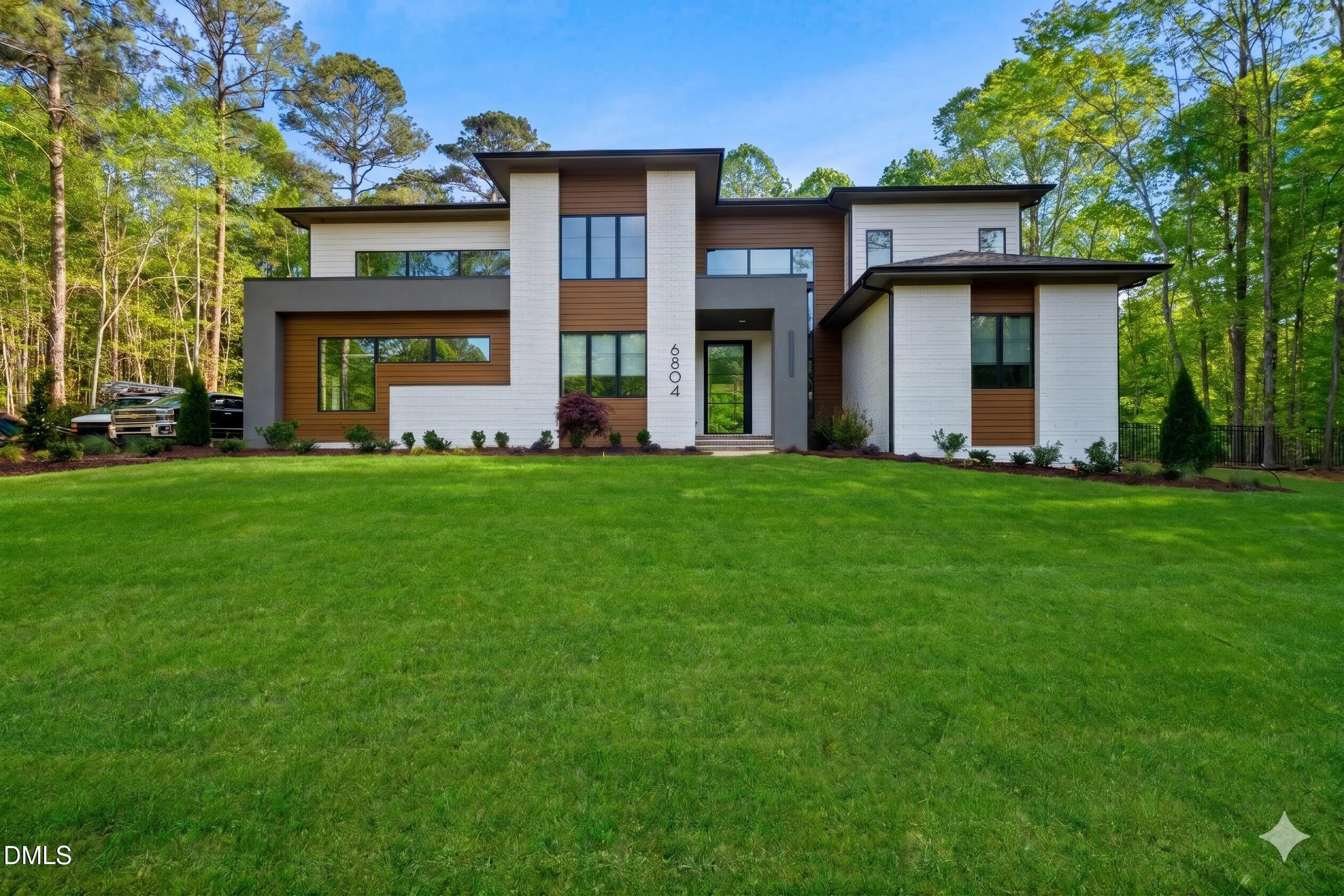 6804 Brixley Circle