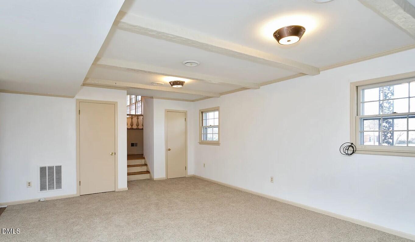 1007 Vandora Springs Road