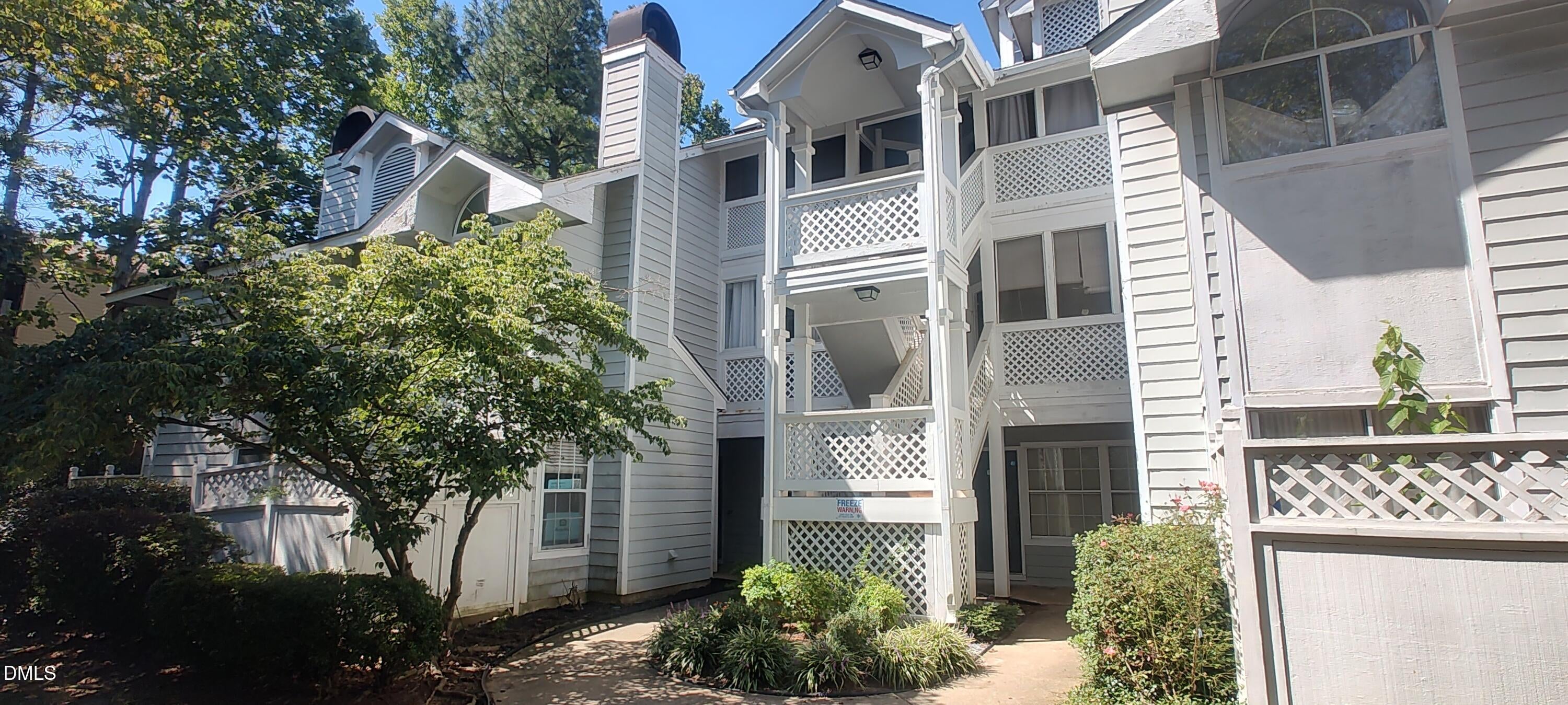 4907 Hollenden Drive 104