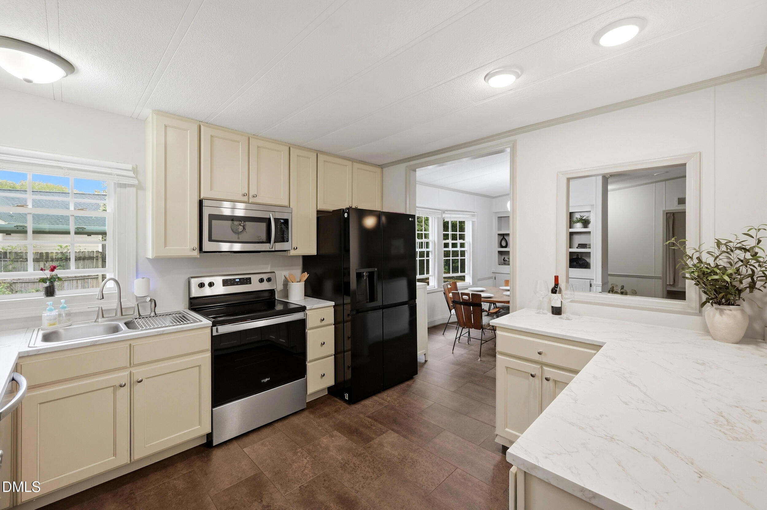 122 Charlie Fields Road