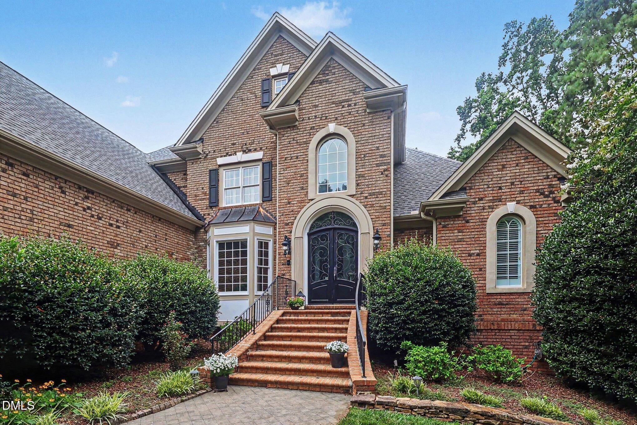 6121 Carlyle Drive