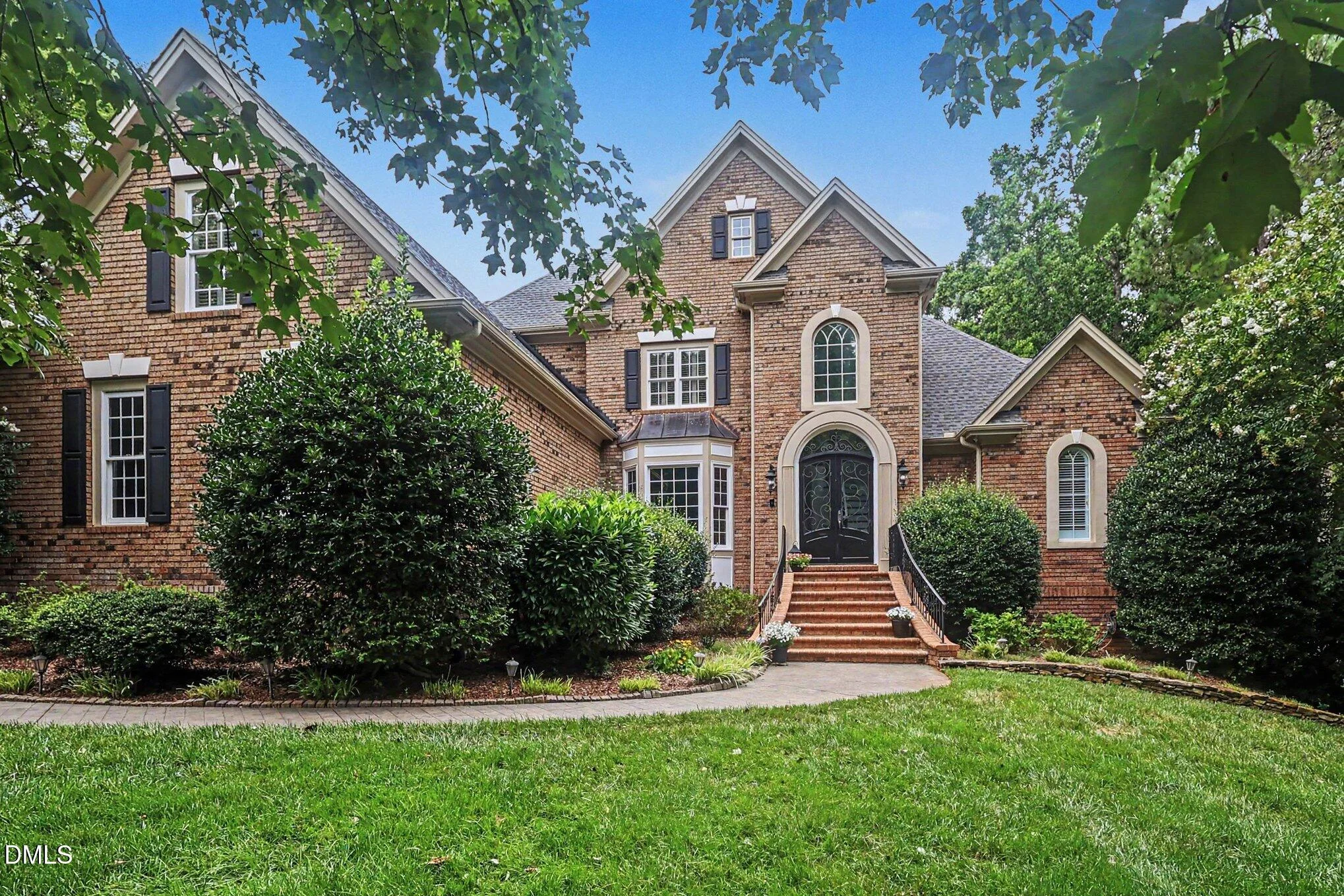 6121 Carlyle Drive