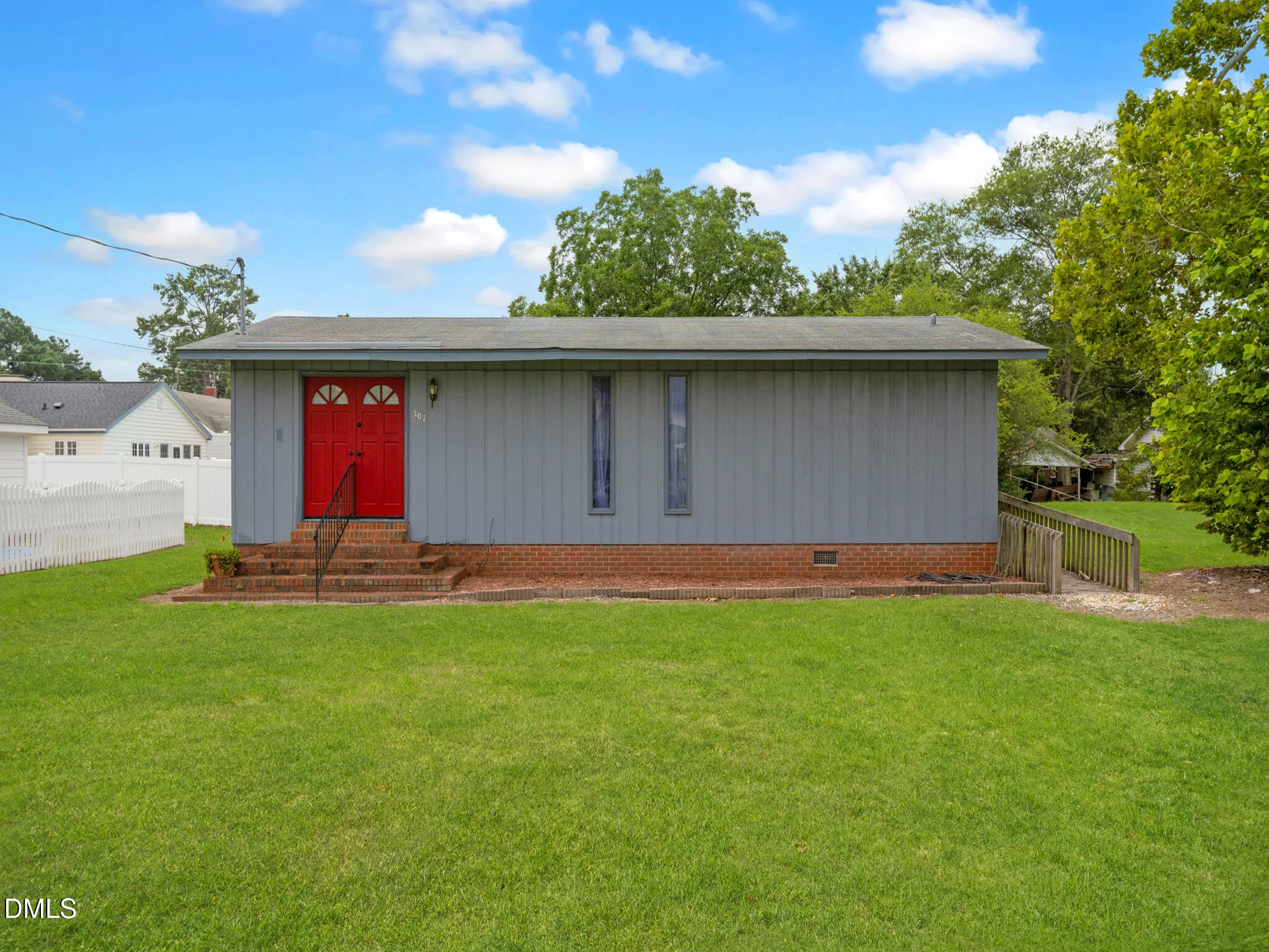 207 Price Street, Pine Level, NC, 27576