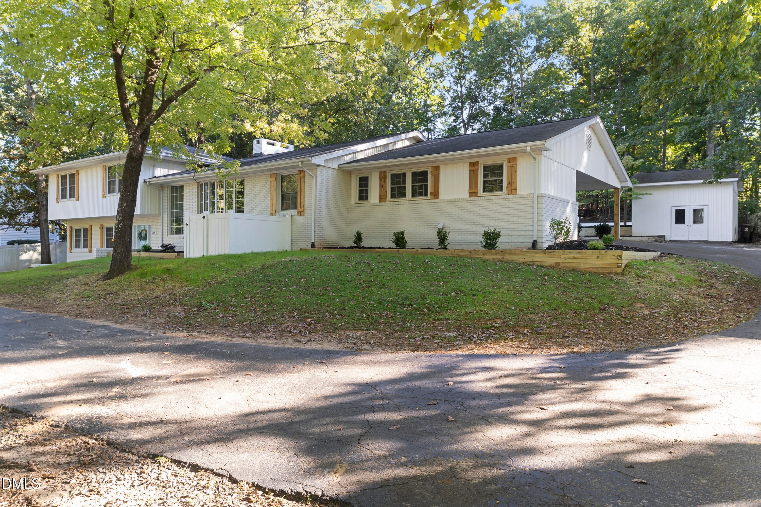 509 Valley Road