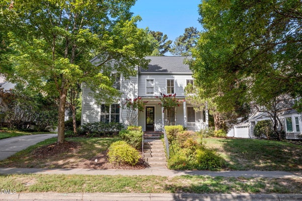 127 GRAYLYN DR, CHAPEL HILL, NC 27516 - Image b57e3374d67eb7efc580c62d83a26a84/95011824