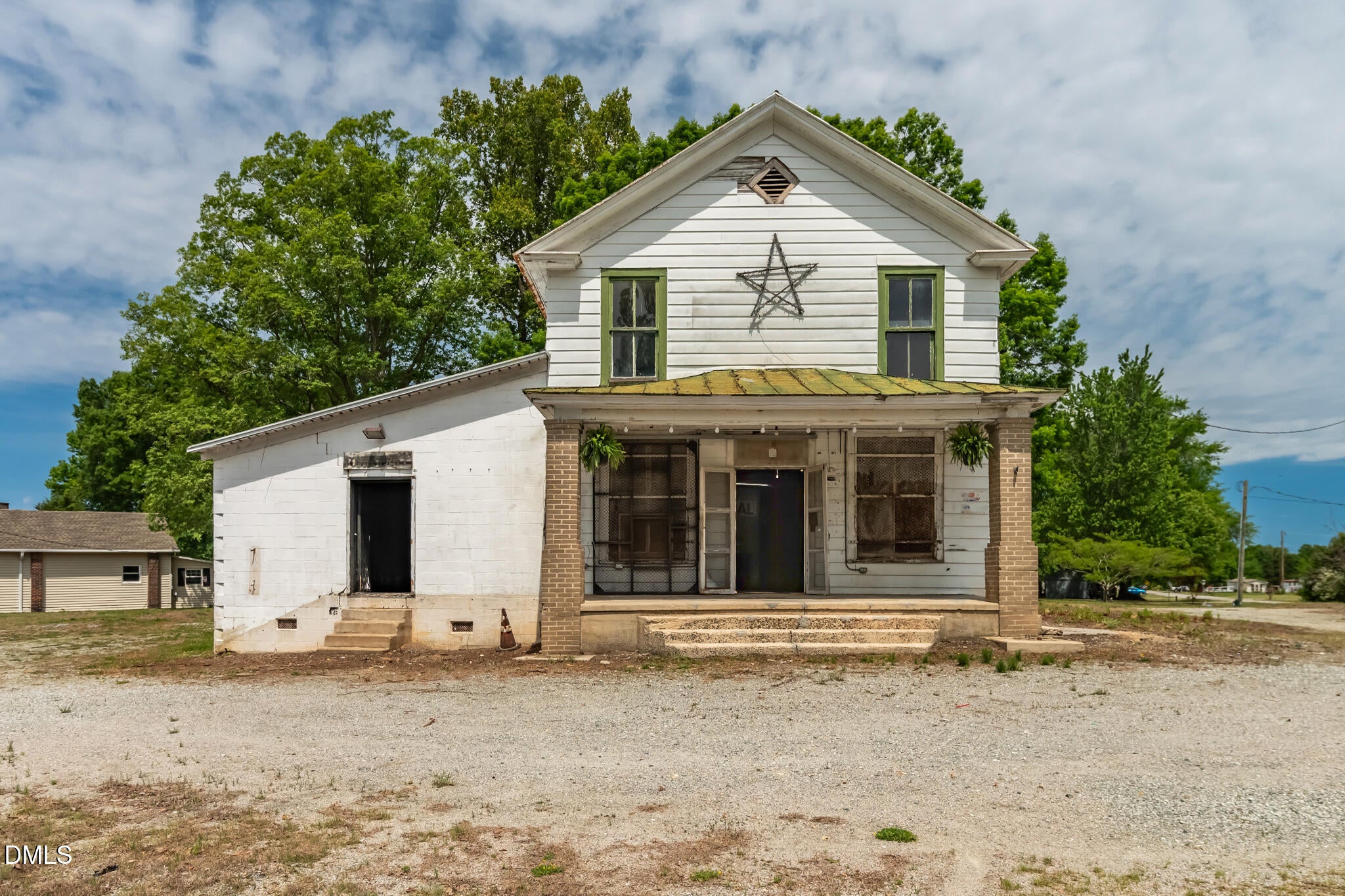 2357 Baynes Road